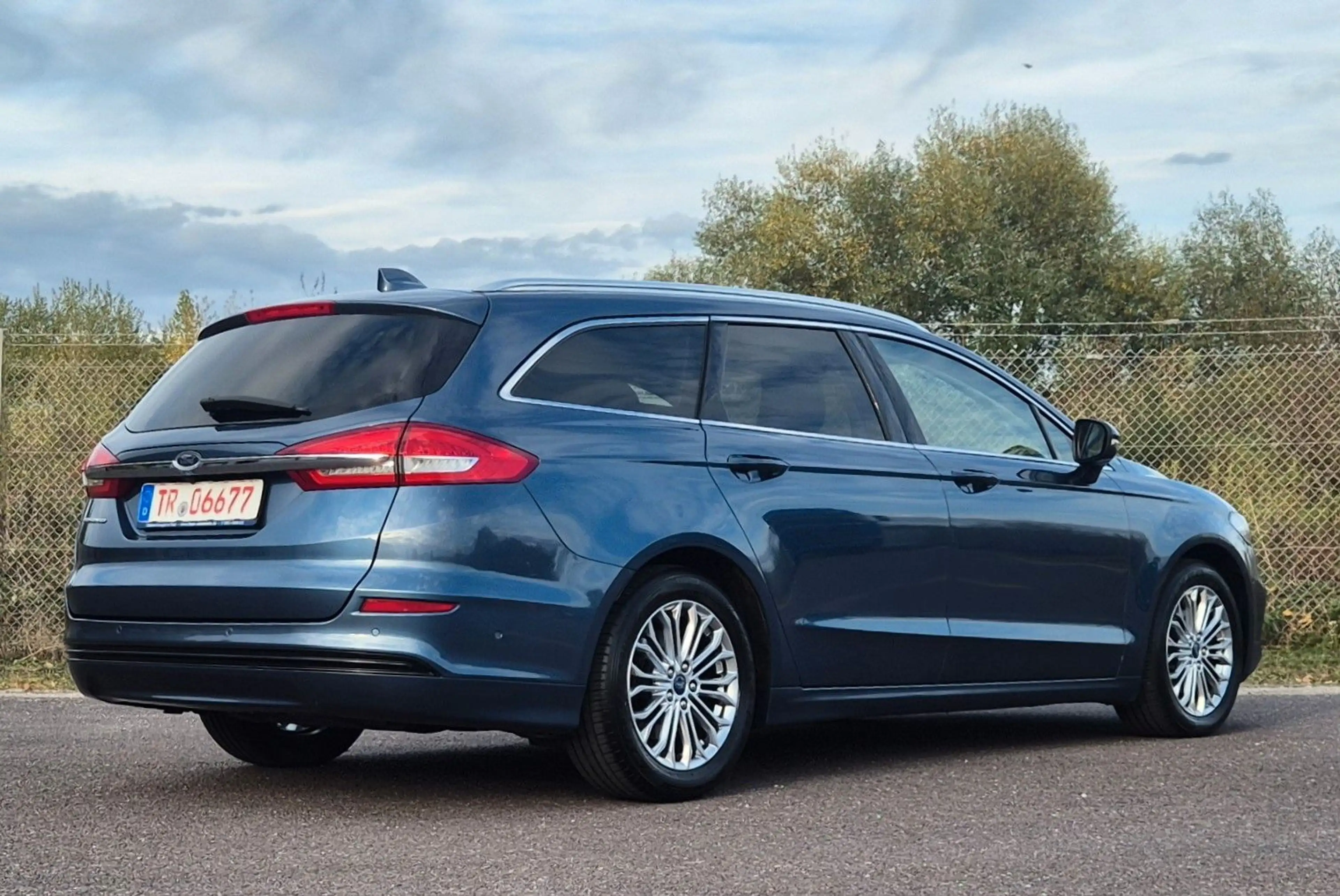 Ford Mondeo 2.0 TDCi Turnier Titanium, Kamera. — photo 8