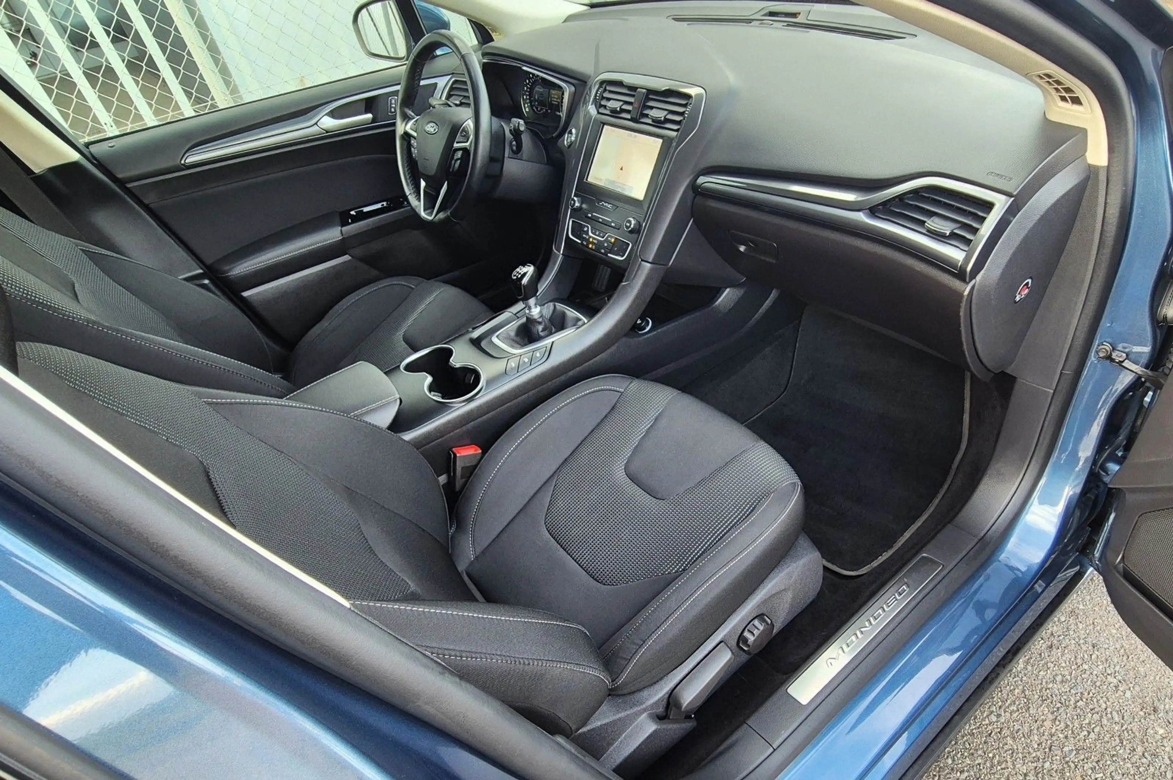 Ford Mondeo 2.0 TDCi Turnier Titanium, Kamera. — photo 13