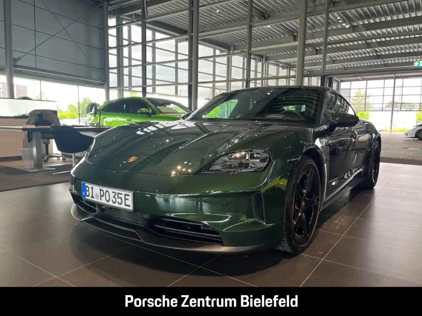 Porsche Taycan 4S LED-Matrix BOSE Panorama Luftfederung Grün - 1