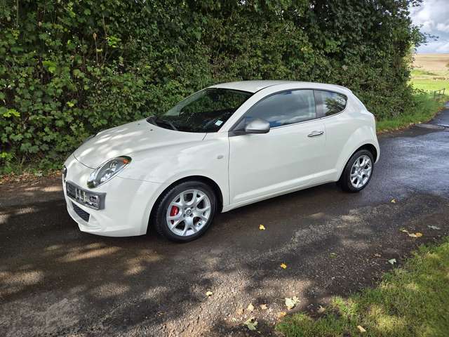 Imagine Alfa Romeo MiTo 1.4 16V MultiAir Turismo KLIMAAUTOMATIK 1