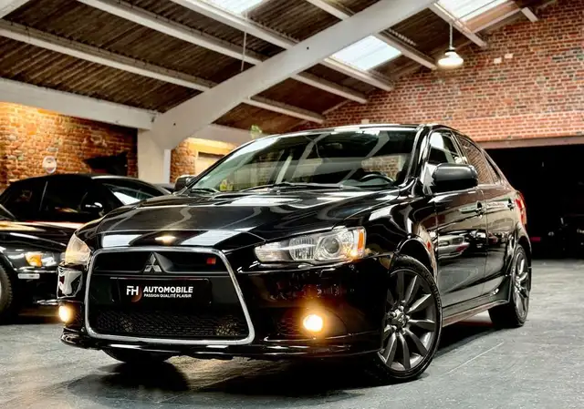 Mitsubishi Lancer Sportback Ralliart 4WD 2.0L 240 ch Régulateur Historique État remarquable