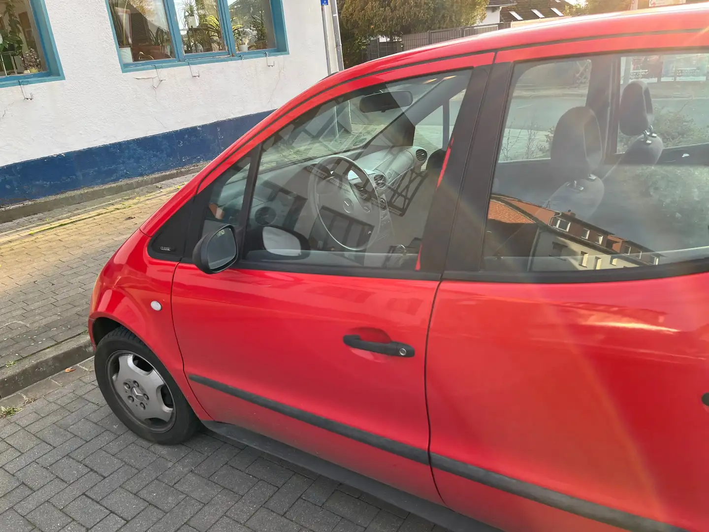 Mercedes-Benz A 140 A 140 Classic fun Red - 2