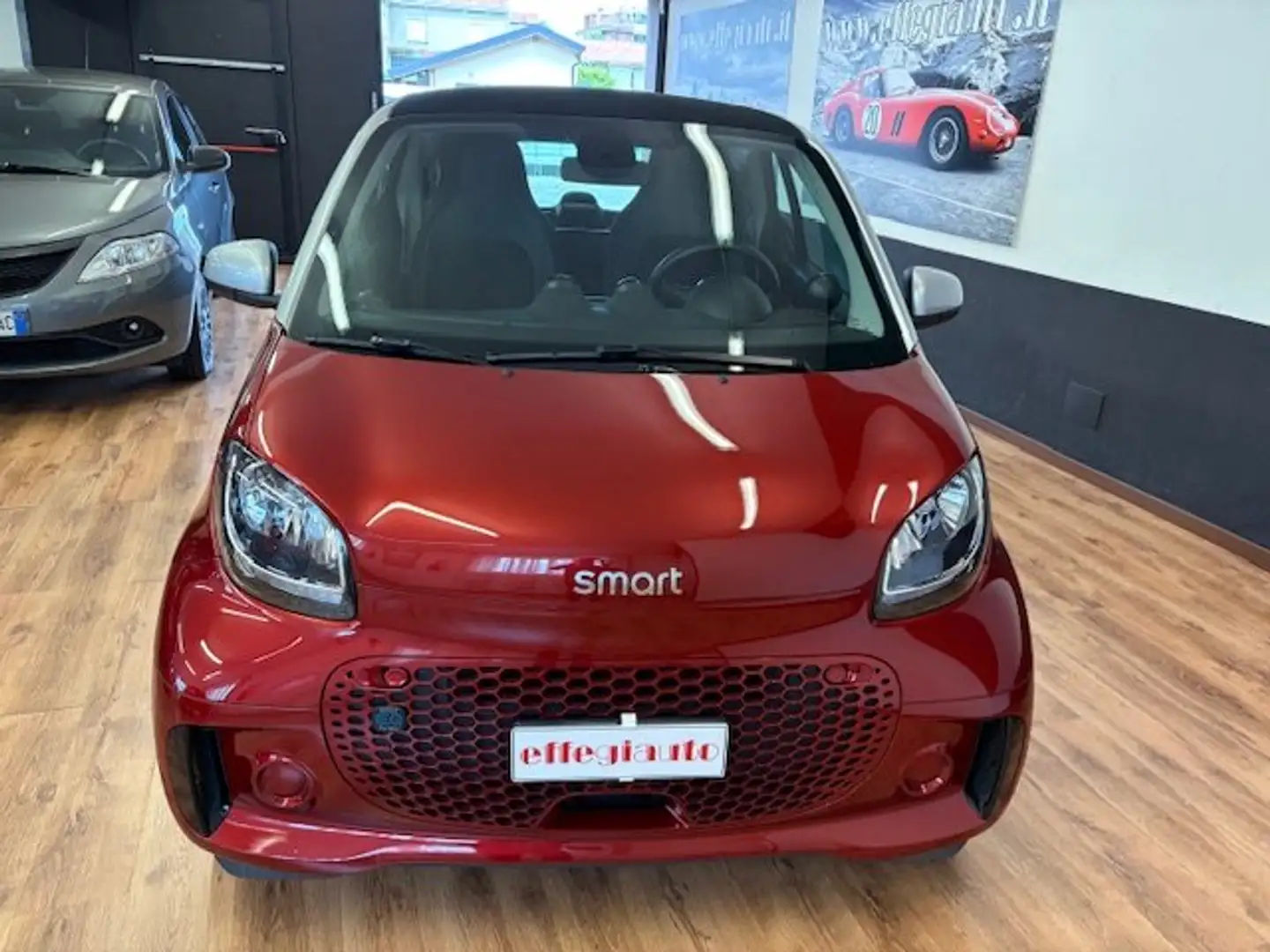 smart forTwo Fortwo eq Berlin Black Passion 22kW Gris - 2
