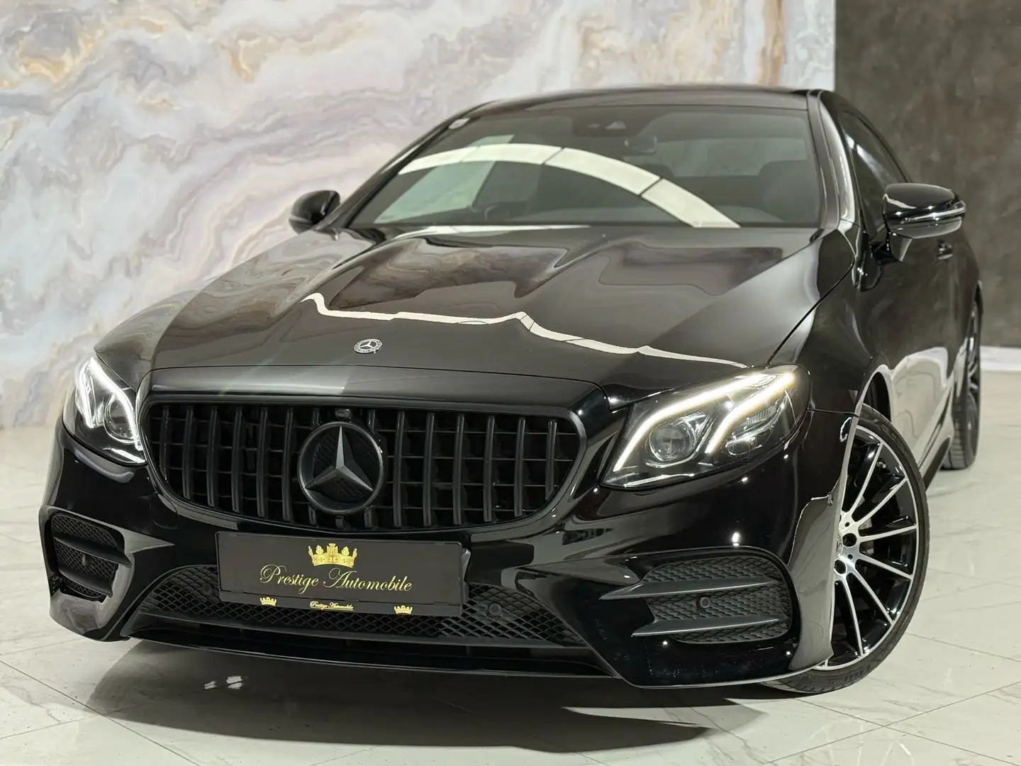 Mercedes-Benz E 200 Coupe 9G-Tronic W238 * AMG PAKET * NIGHT PAKET * Nero - 2