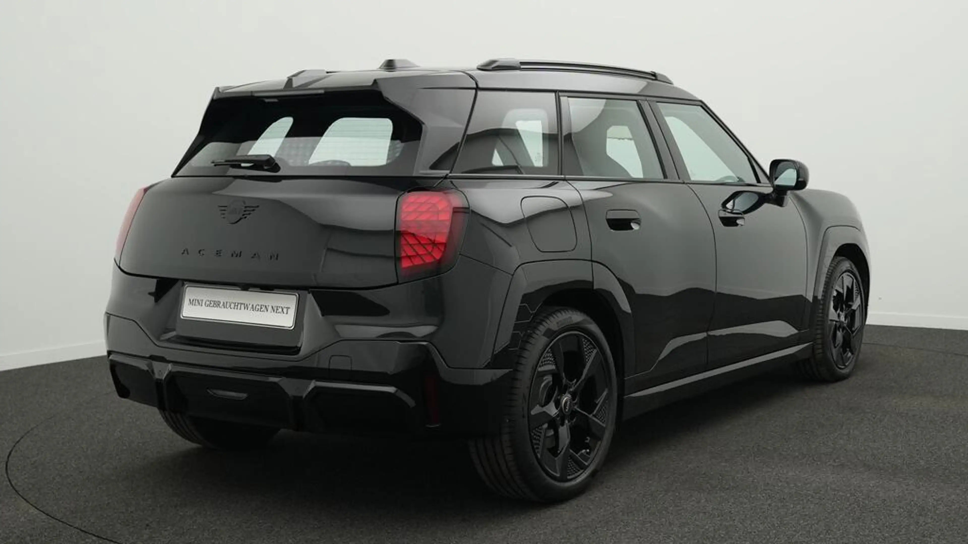 MINI Aceman John Cooper Works Trim — photo 7