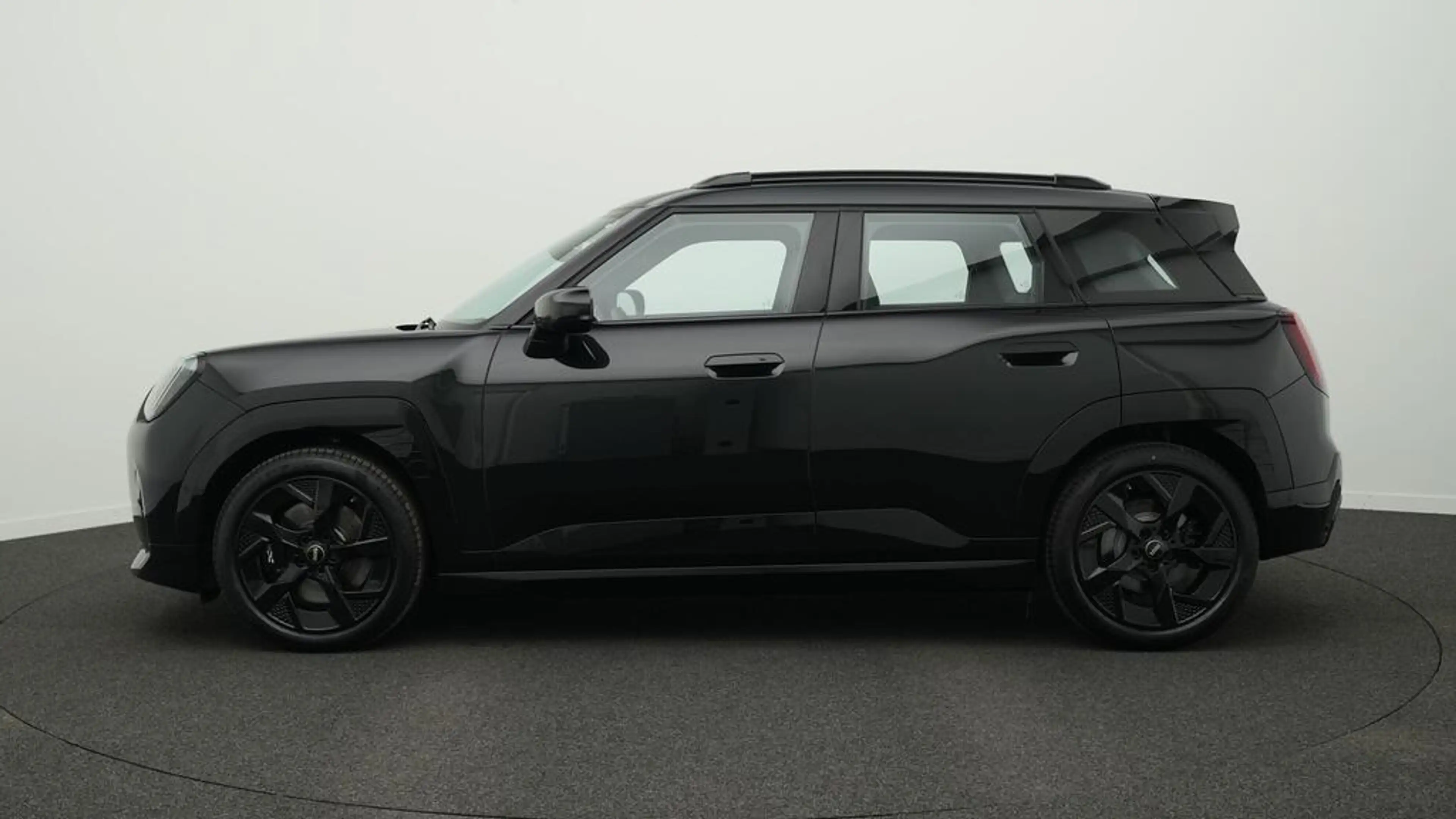MINI Aceman John Cooper Works Trim — photo 2
