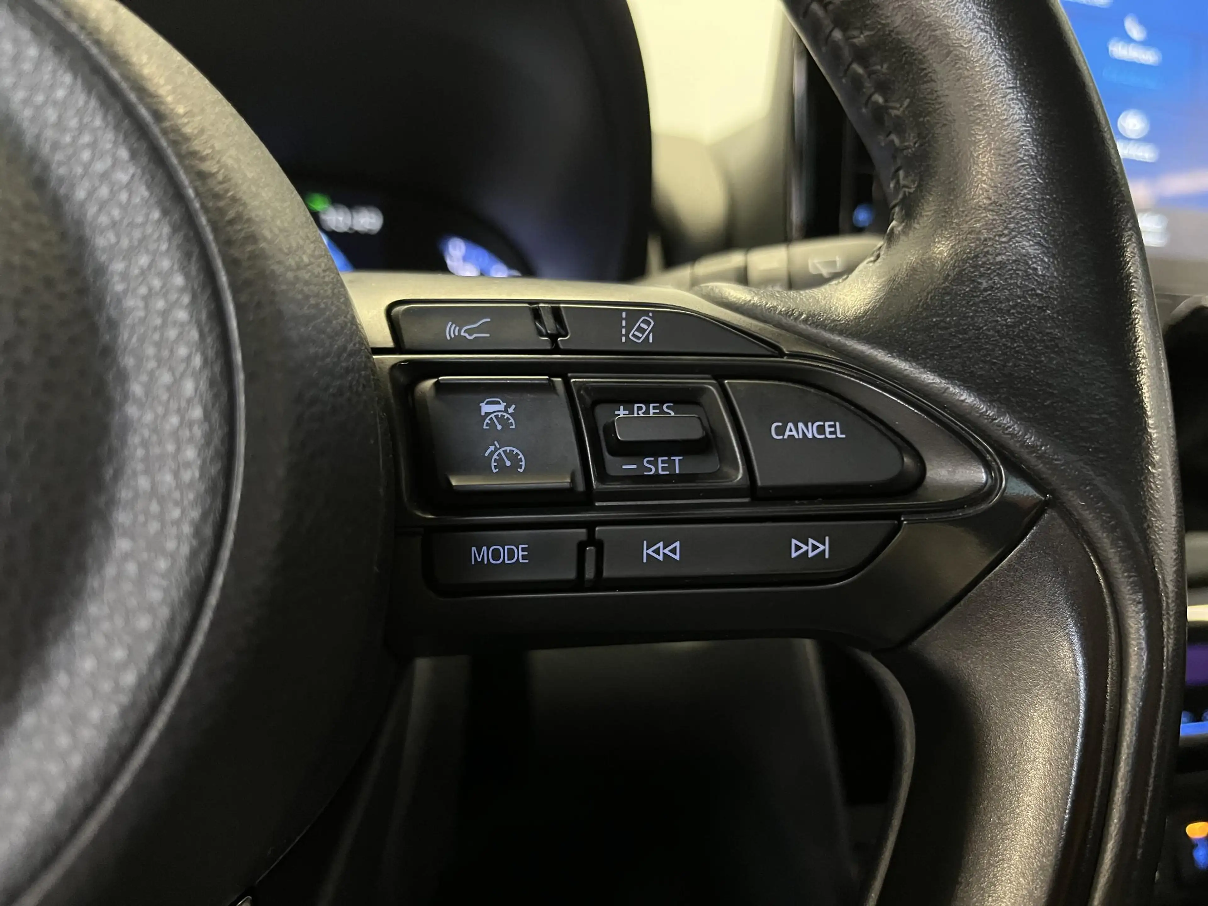 Toyota Yaris Cross 1.5 Hybrid Explore | PANO | HEAD UP | CAMERA | CAR — photo 28
