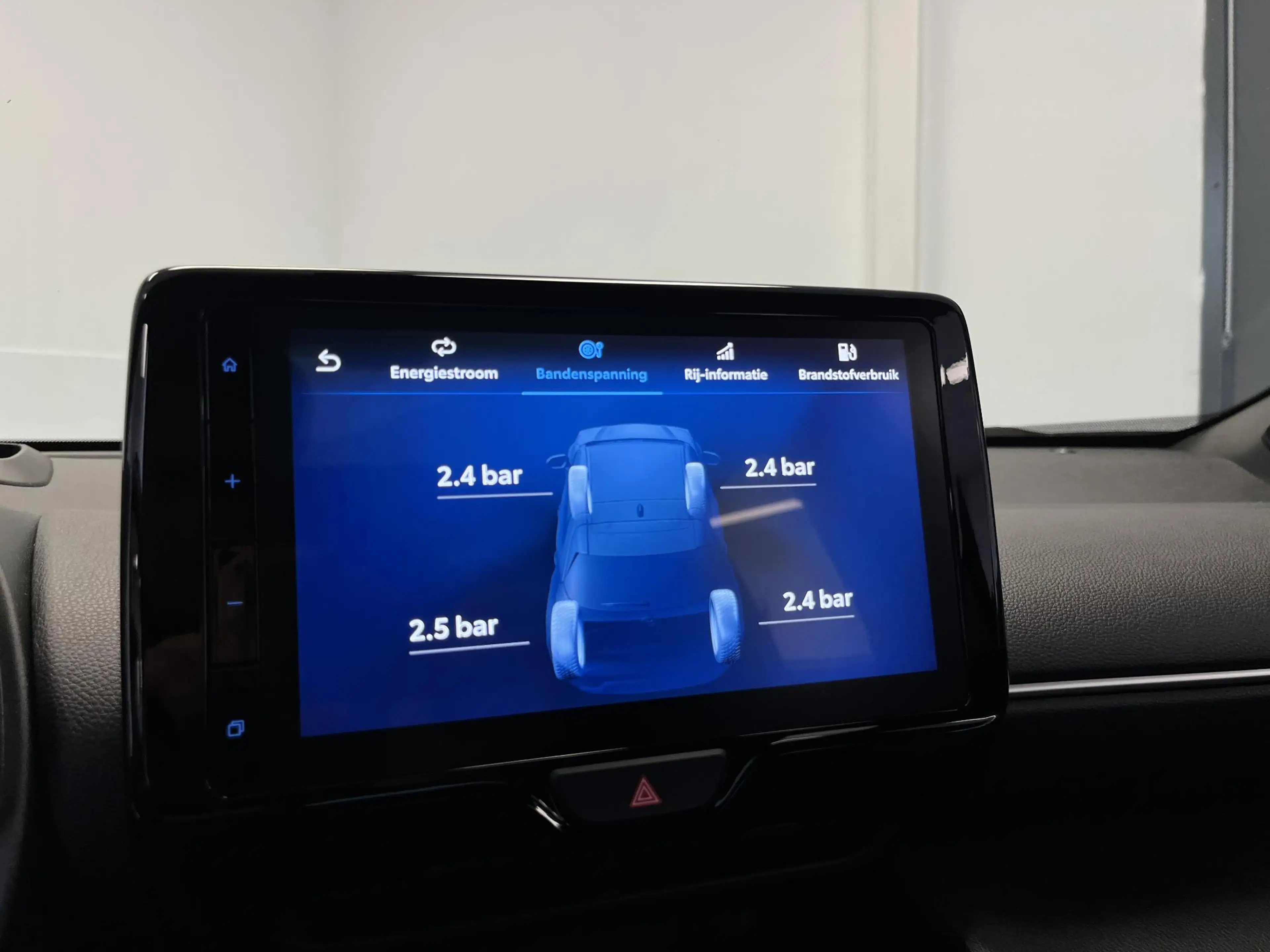 Toyota Yaris Cross 1.5 Hybrid Explore | PANO | HEAD UP | CAMERA | CAR — photo 23