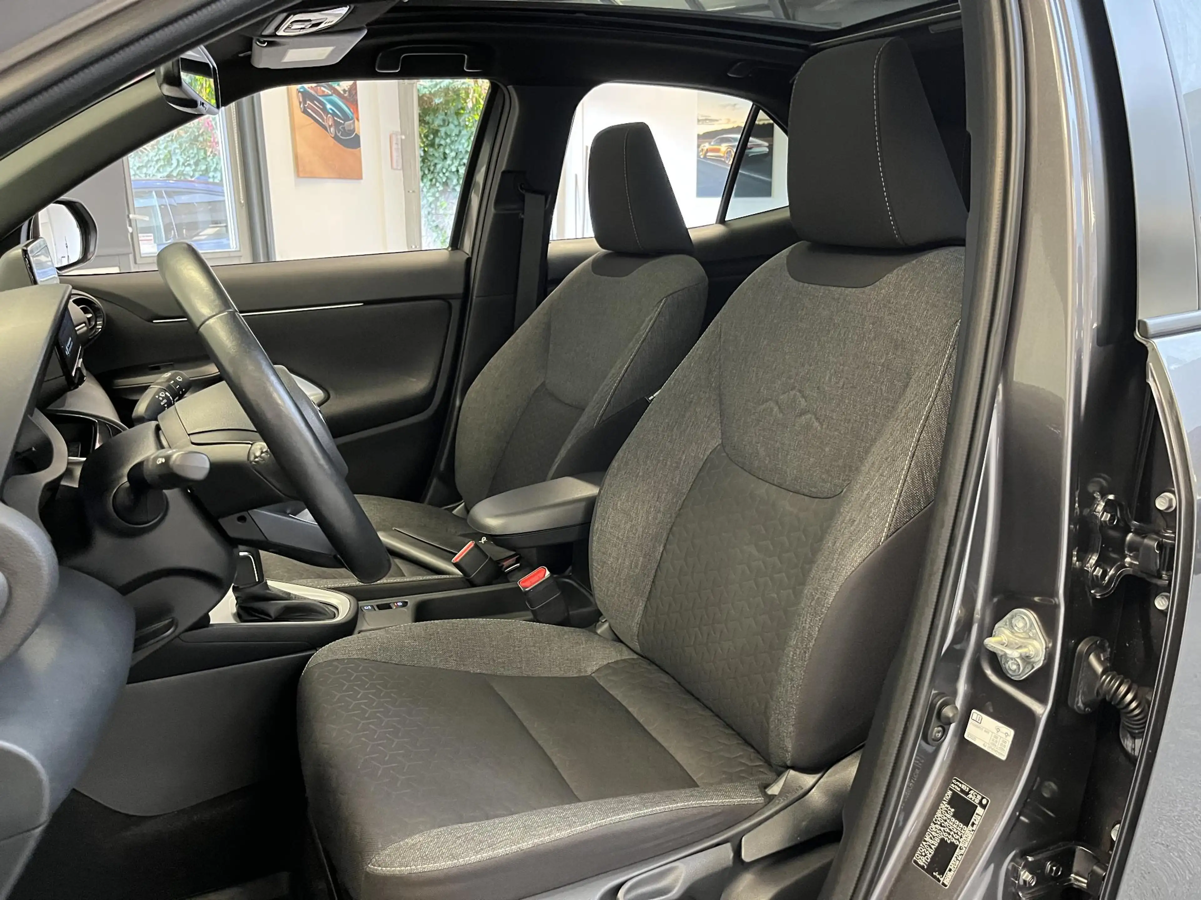 Toyota Yaris Cross 1.5 Hybrid Explore | PANO | HEAD UP | CAMERA | CAR — photo 4