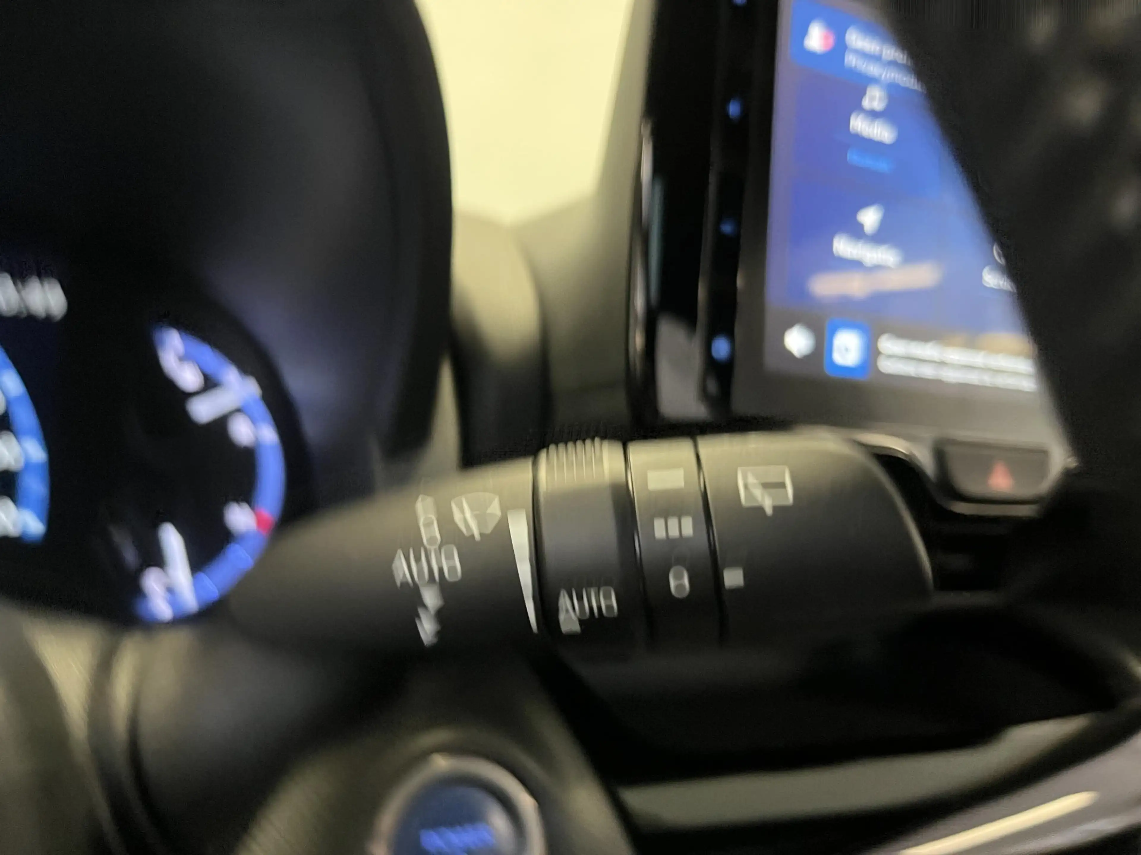 Toyota Yaris Cross 1.5 Hybrid Explore | PANO | HEAD UP | CAMERA | CAR — photo 30