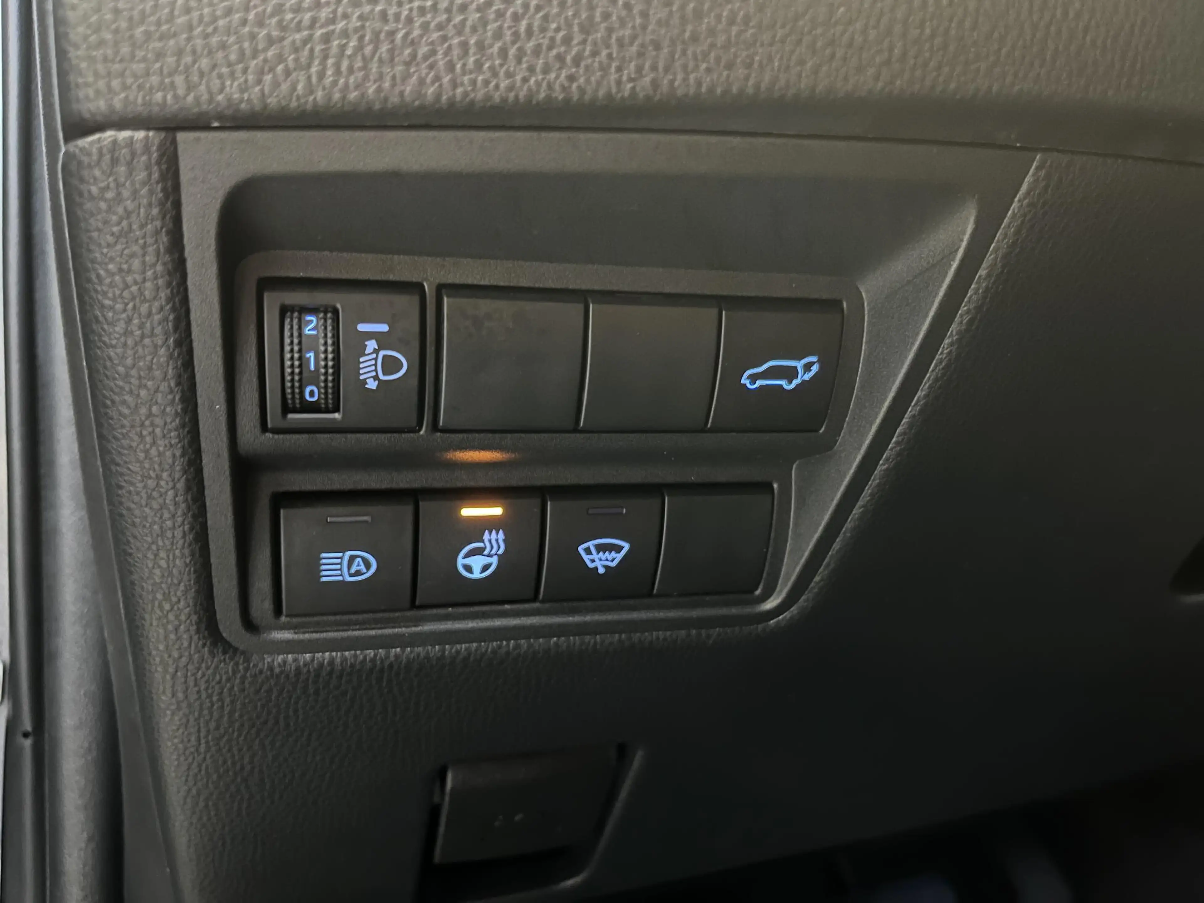 Toyota Yaris Cross 1.5 Hybrid Explore | PANO | HEAD UP | CAMERA | CAR — photo 35
