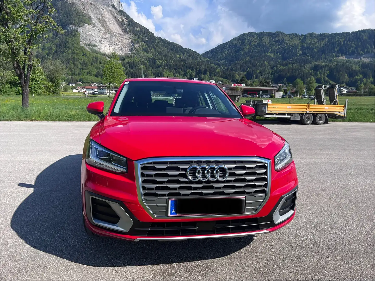 Audi Q2 1.0 TFSI ultra sport Rot - 2