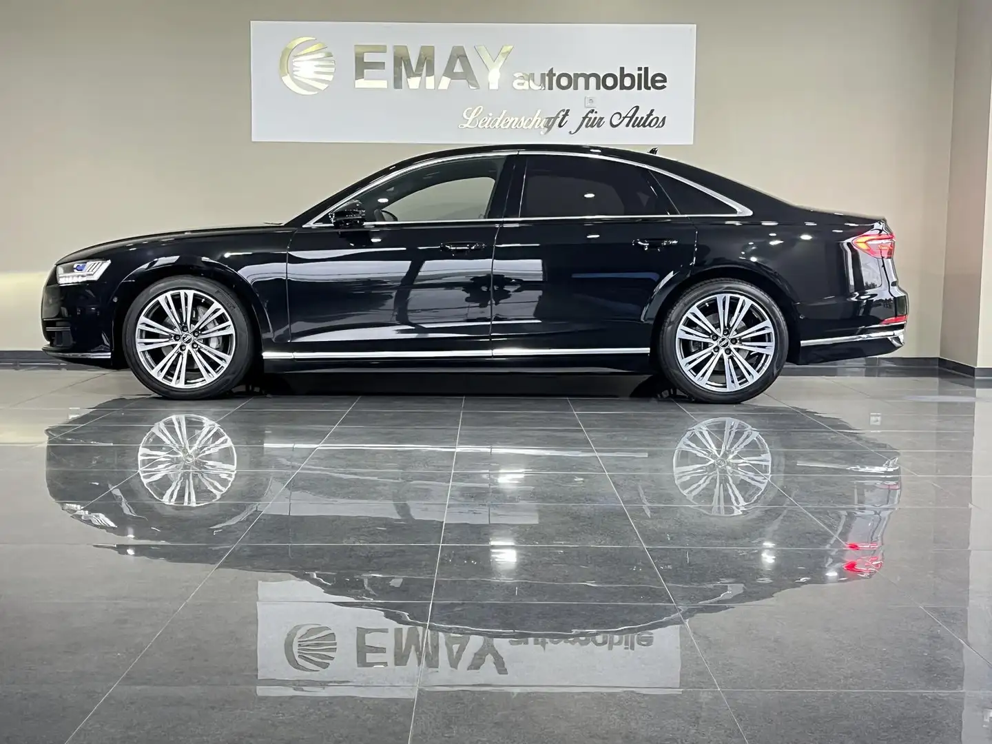 Audi A8 50 TDI quattro /P.Dach/Soft Close/Head Up/ Чёрный - 1