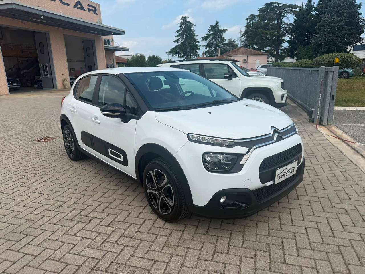 Citroen C3 C3 1.2 puretech Shine