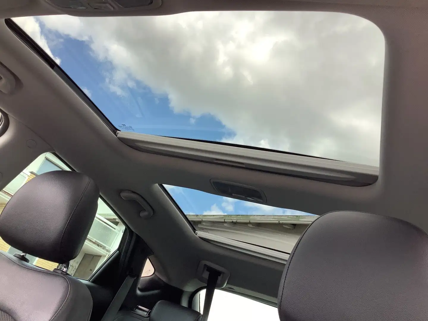 Hyundai iX35 1.6 GDI Trend blue drive /SCHIEBEDACH /NAVI Noir - 2