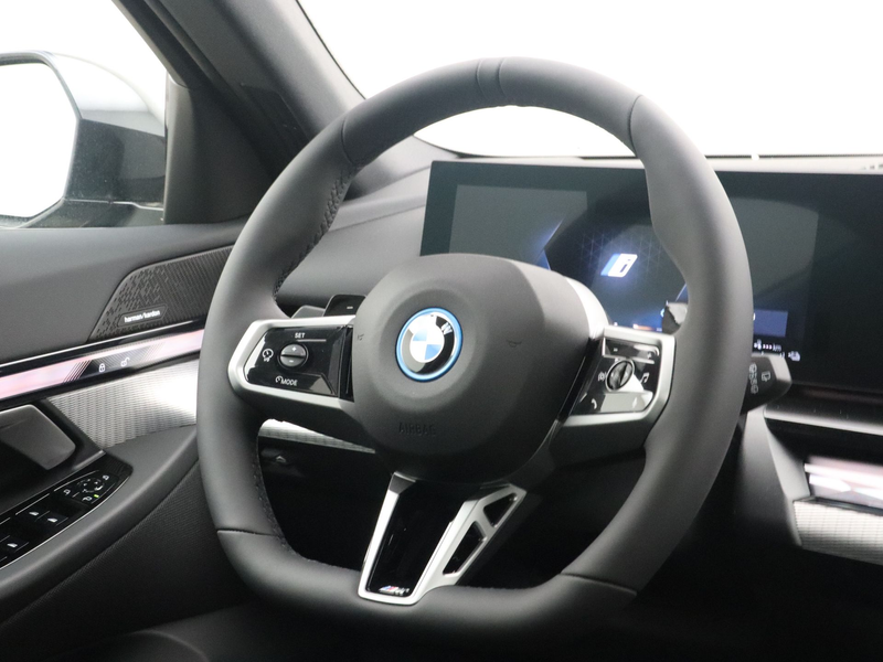 BMW 530 5 Serie 530e M Sport Edition — photo 2