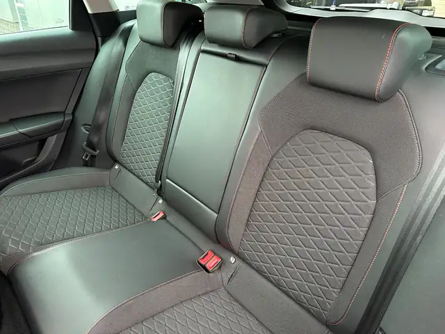 Seat Leon view 14