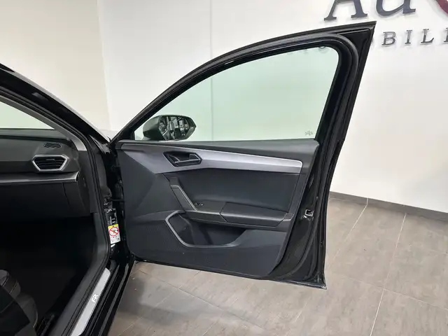 Seat Leon view 8