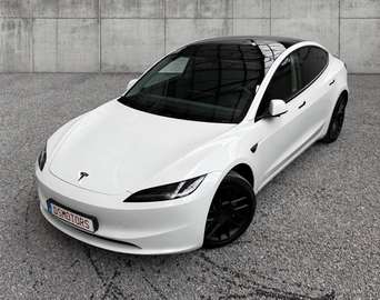RWD | Premium versie | Zwarte logo's | Zwarte spoiler | Bescherming interieur rondom