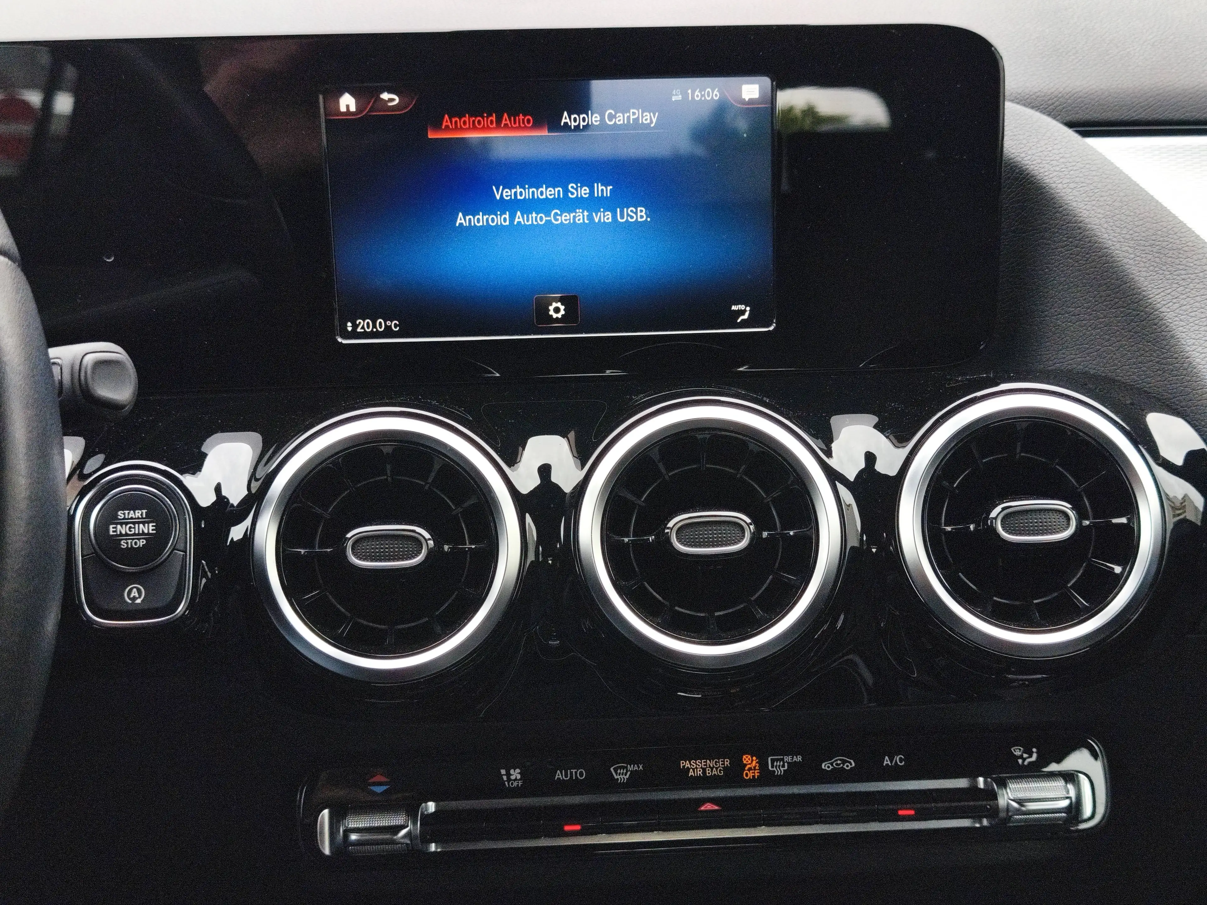 Mercedes-Benz GLA 180 GLA 180d LED/MBUX/DAB/VZE/RÜFK/E-HECKKLAPPE/CARPLAY/KOLLWA/PARK+SPURASSIST/TEMPOMAT/17Zoll — photo 9
