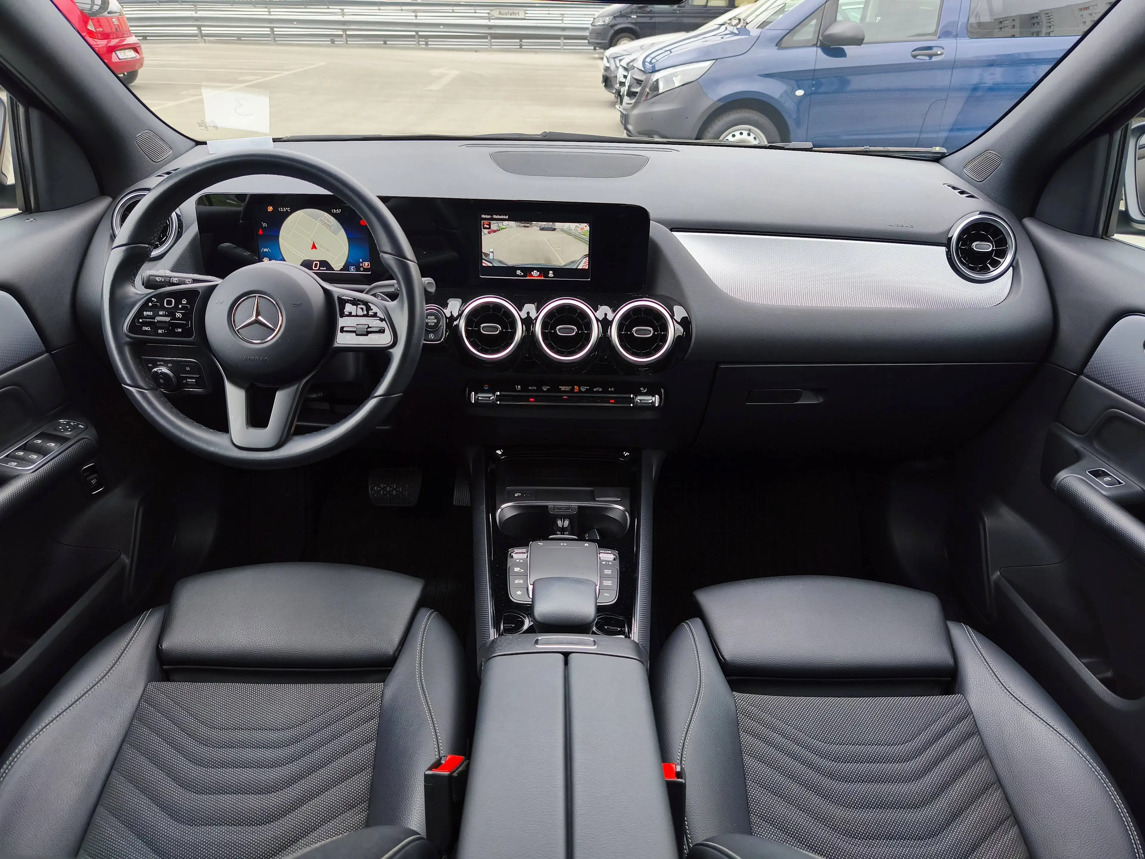 Mercedes-Benz GLA 180 GLA 180d LED/MBUX/DAB/VZE/RÜFK/E-HECKKLAPPE/CARPLAY/KOLLWA/PARK+SPURASSIST/TEMPOMAT/17Zoll — photo 7