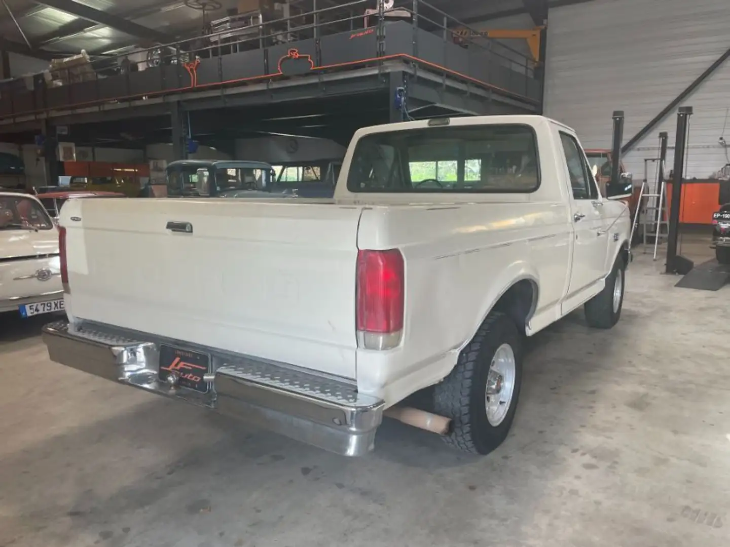 Ford F 150 5.0 L V8 XL Blanco - 2