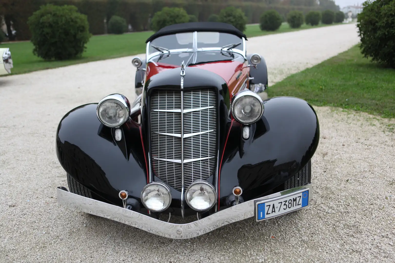 Oldtimer Auburn Speedster BoatTail Schwarz - 2