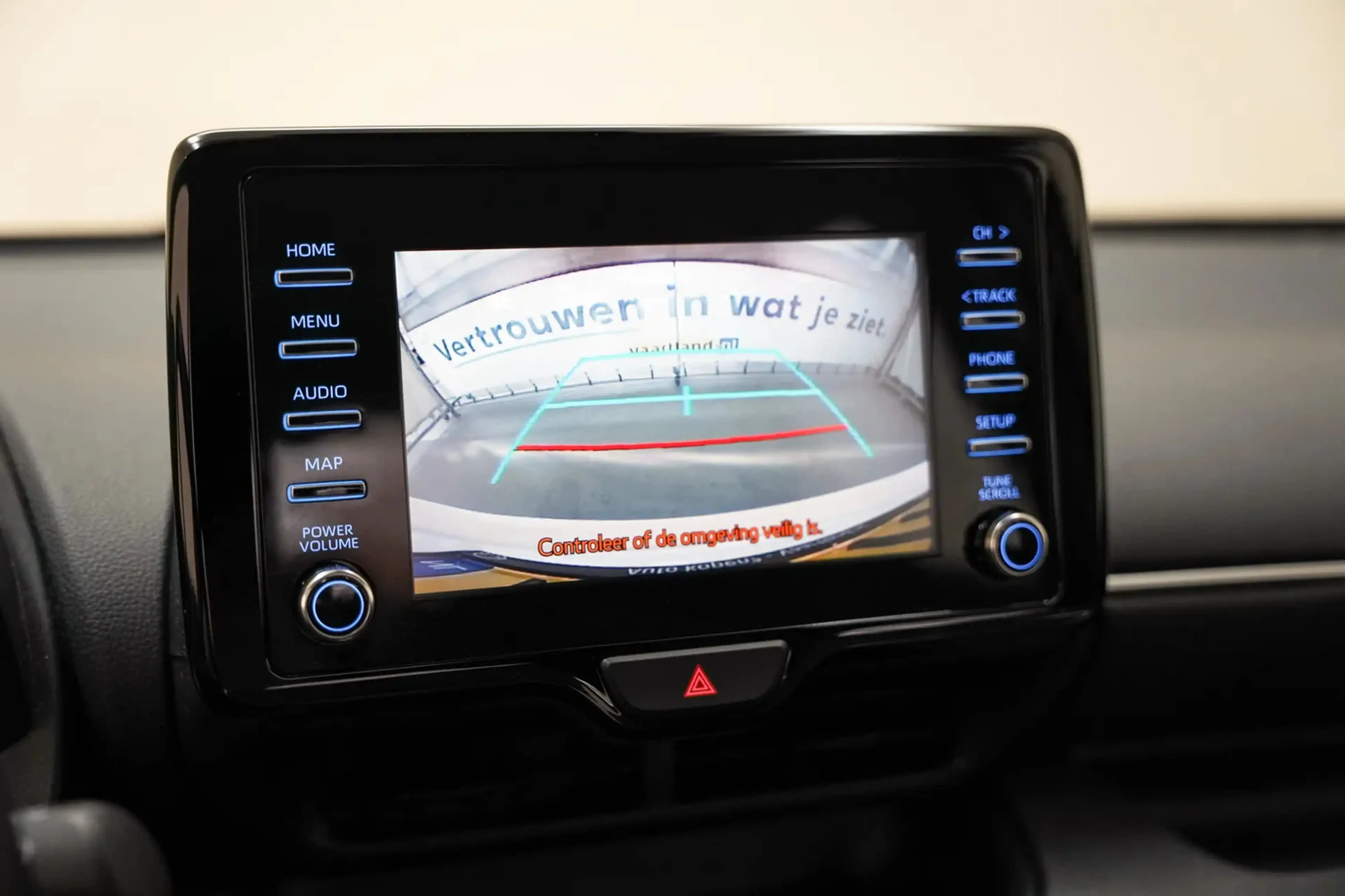 Toyota Yaris 1.5 Hybrid Active Aut. [ Navi Airco cruise Camera — photo 8