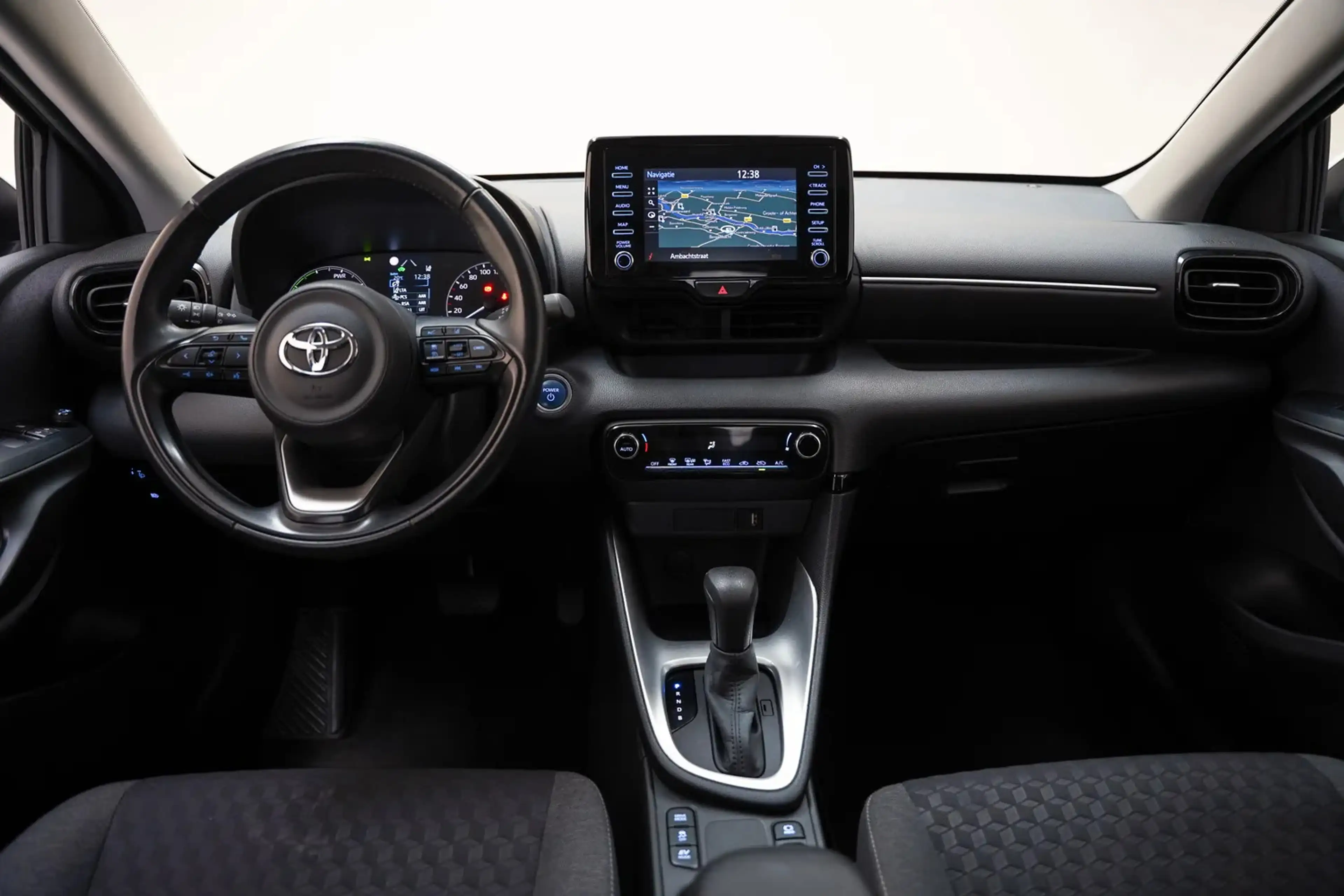 Toyota Yaris 1.5 Hybrid Active Aut. [ Navi Airco cruise Camera — photo 4