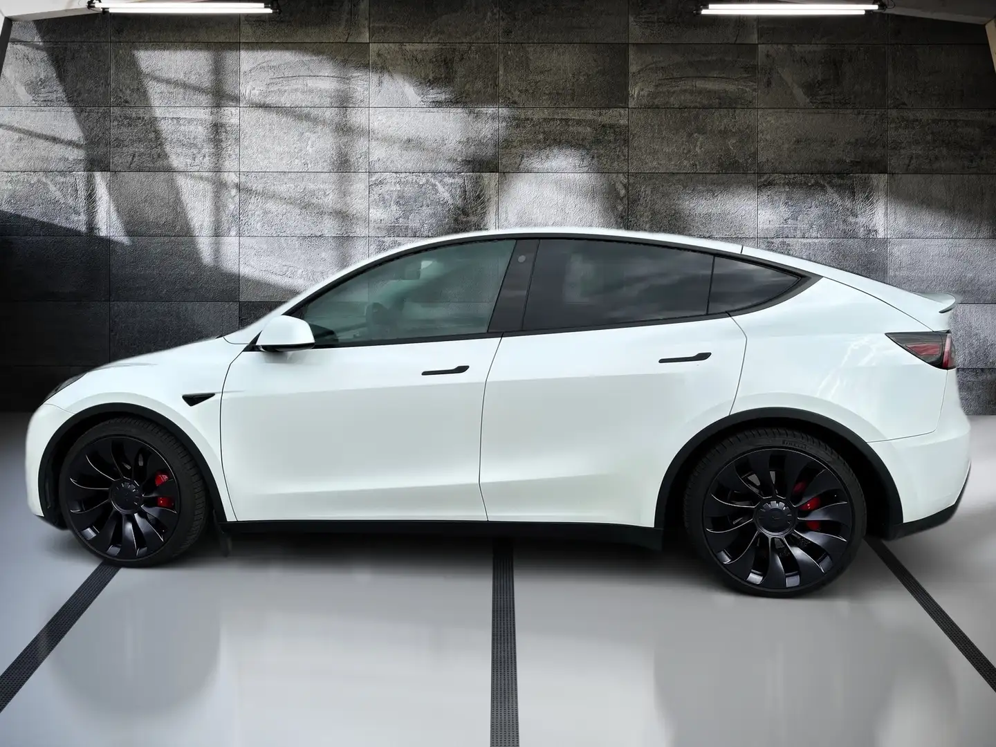 Tesla Model Y AWD Performance/MWSt. ausweisbar/Leasingfähig Weiß - 2