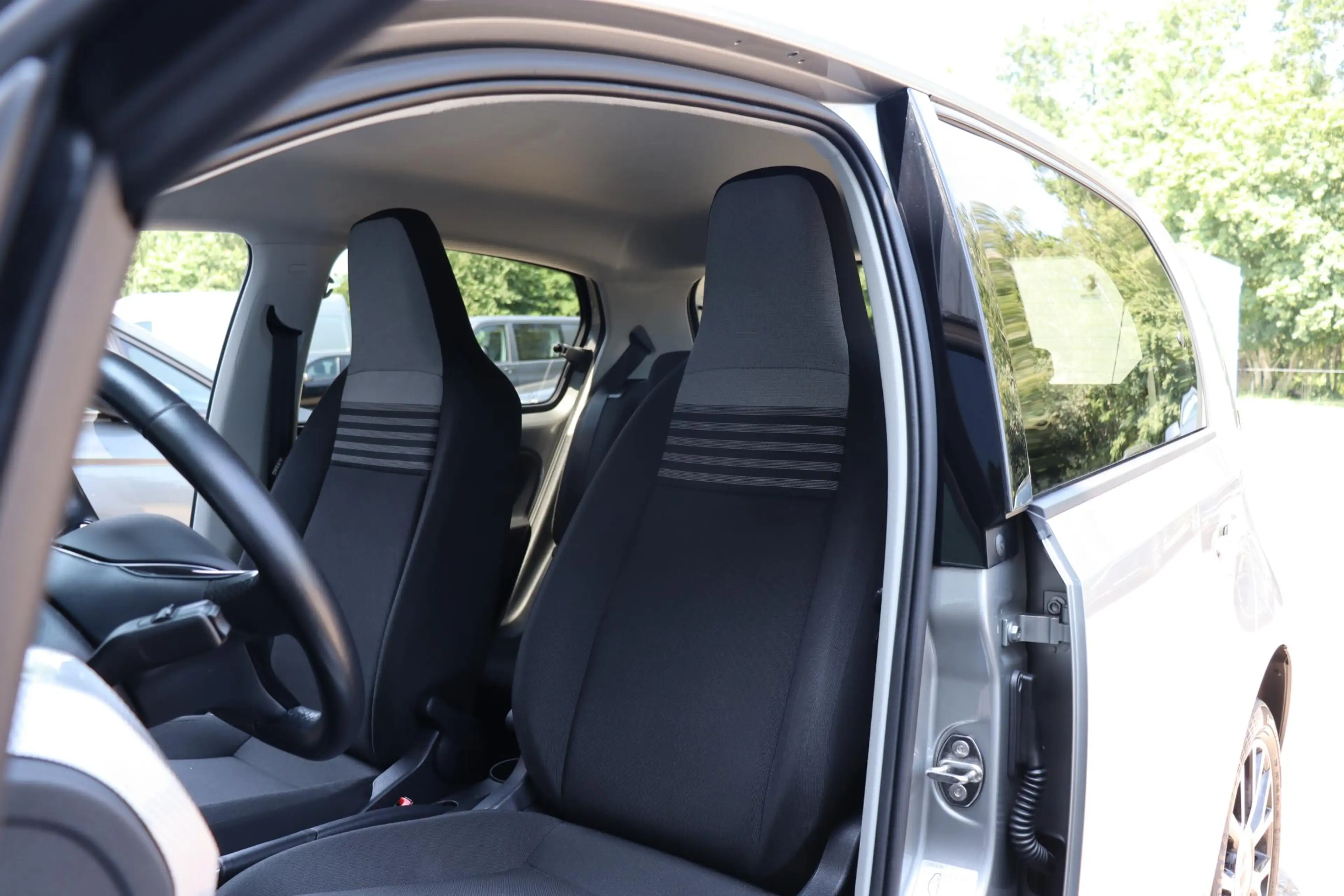 Volkswagen e-up! e-up! Style Plus 5drs Pdc/Camera — photo 10