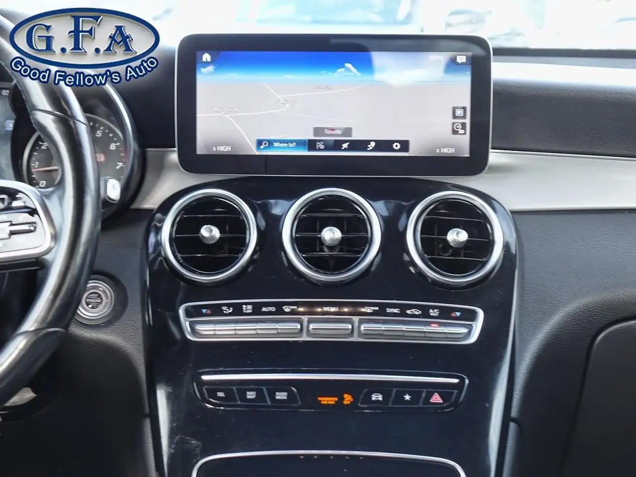 Mercedes-Benz GLC снимка Mercedes-Benz GLC