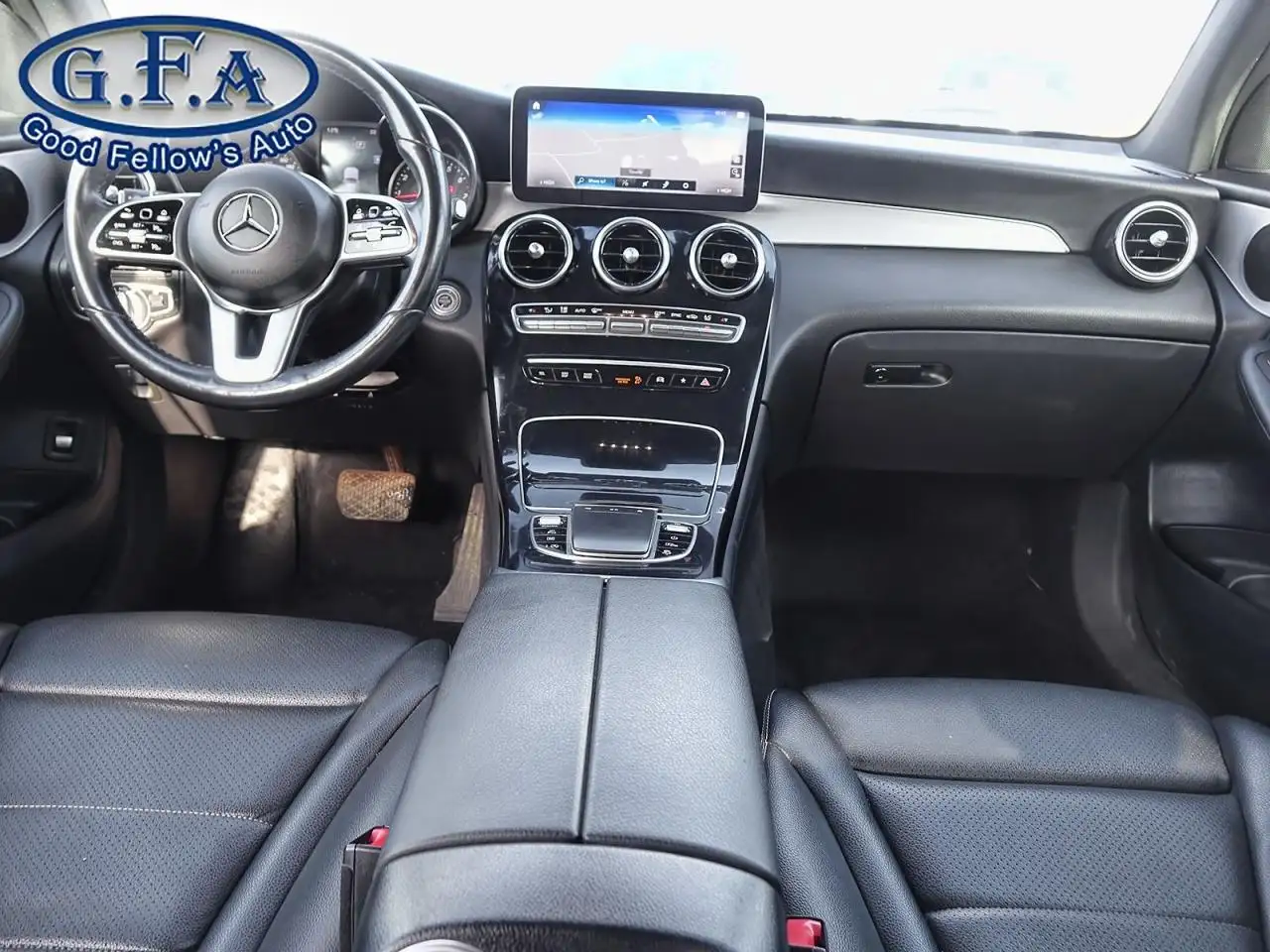 Mercedes-Benz GLC снимка Mercedes-Benz GLC