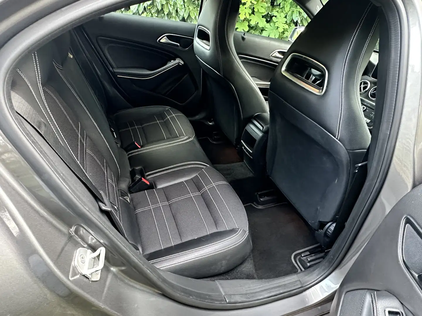 Mercedes-Benz A 180 benzina / Premium / 109000 km Grigio - 2