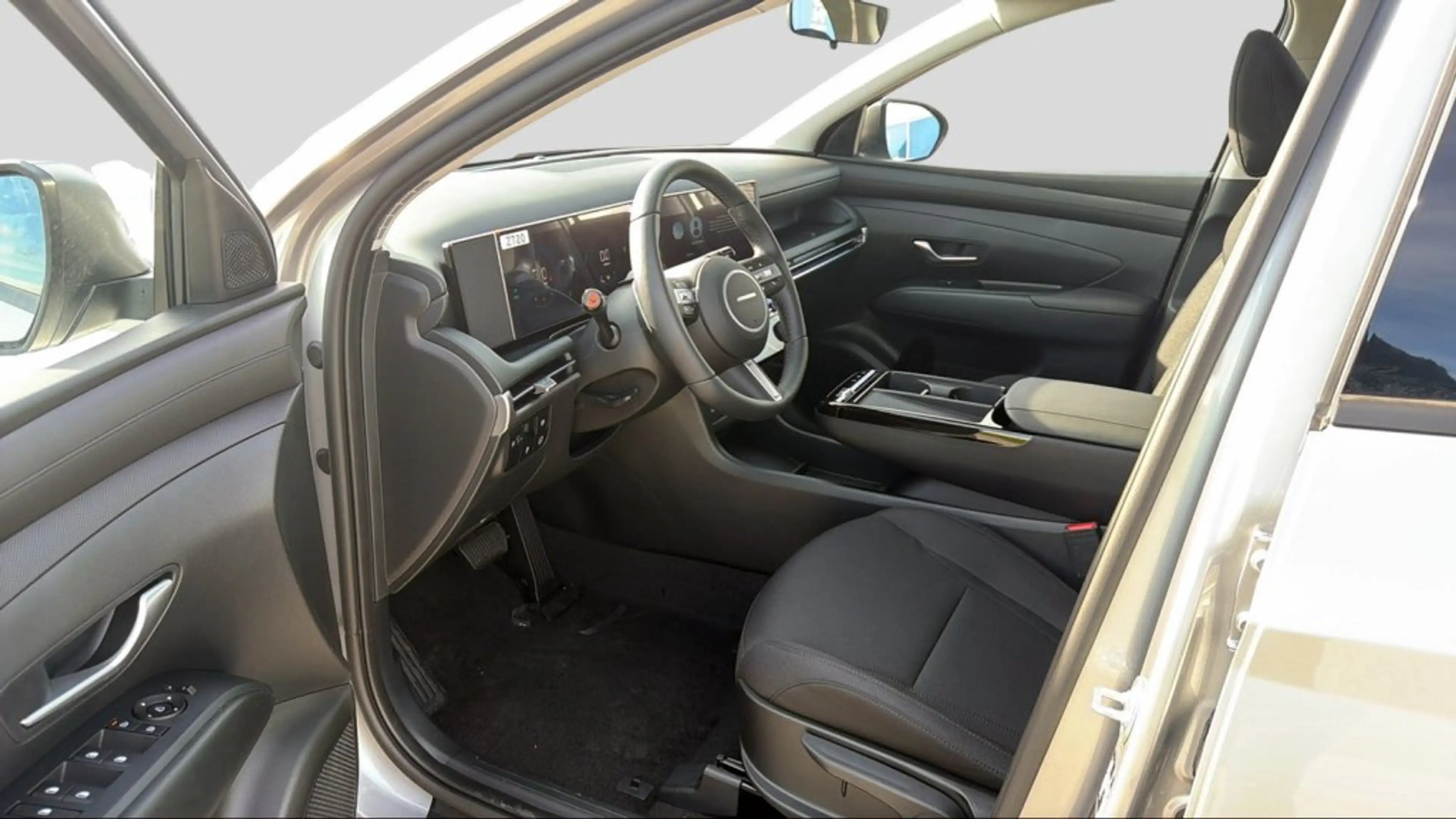 Hyundai TUCSON NX4 Edition 35 1,6 T-GDi HEV 2WD — photo 15