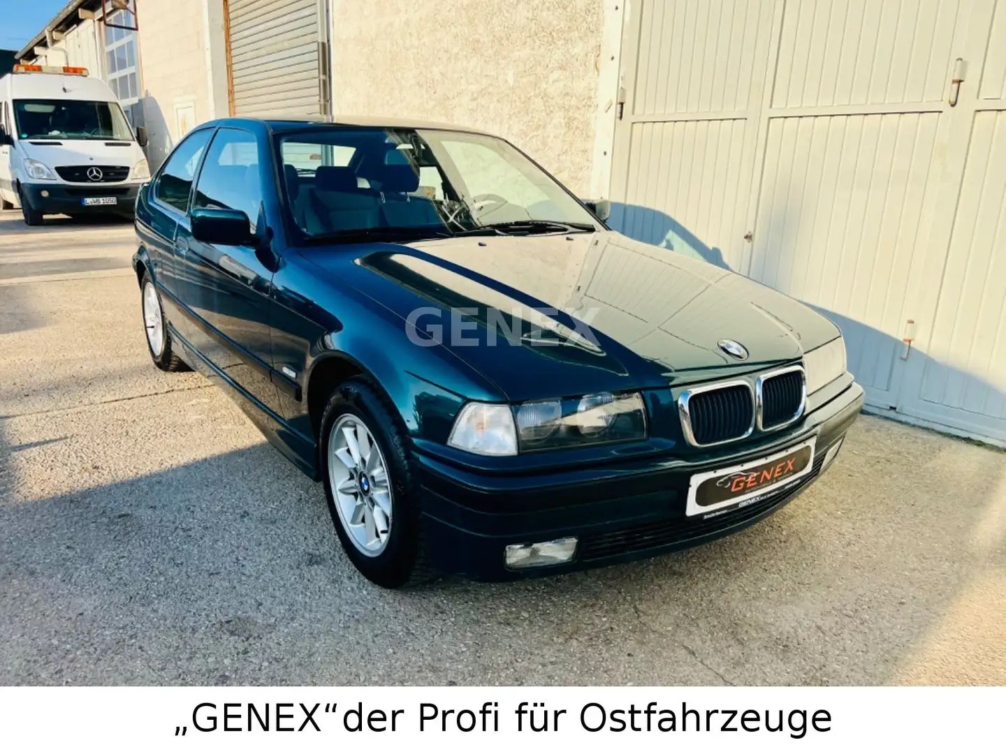 BMW 316 i Compact Comfort Edition Grün - 2