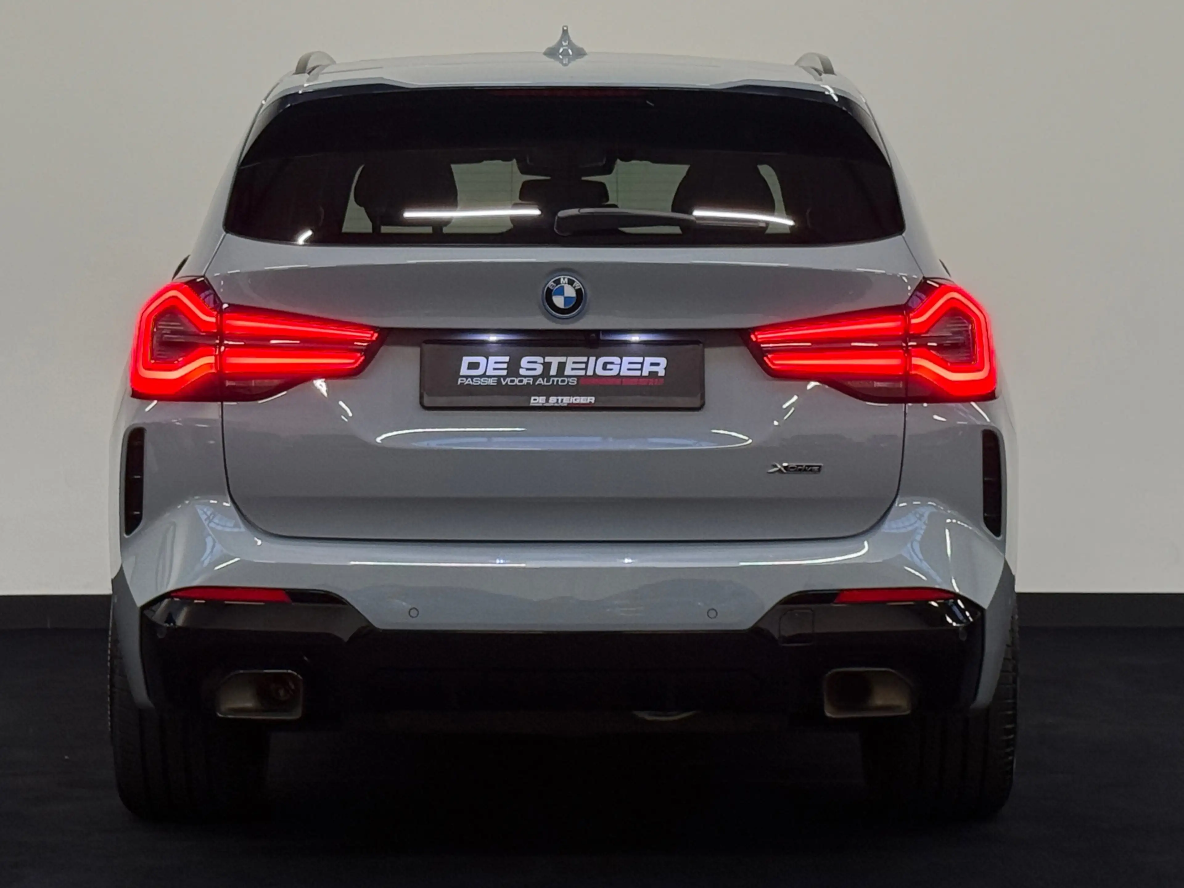BMW X3 XDrive30e High Executive M Sport Pano Leder Headup — photo 7