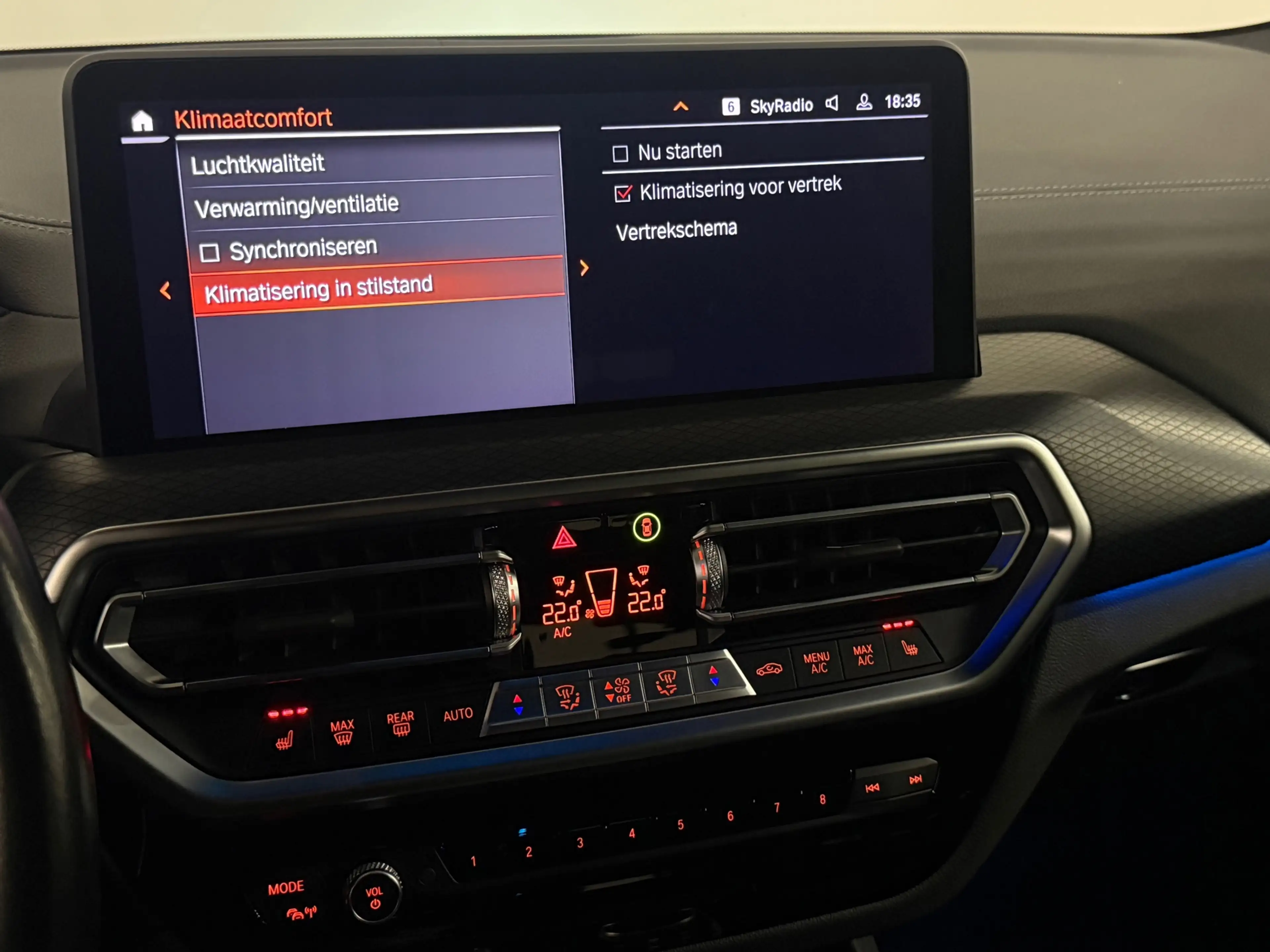 BMW X3 XDrive30e High Executive M Sport Pano Leder Headup — photo 37