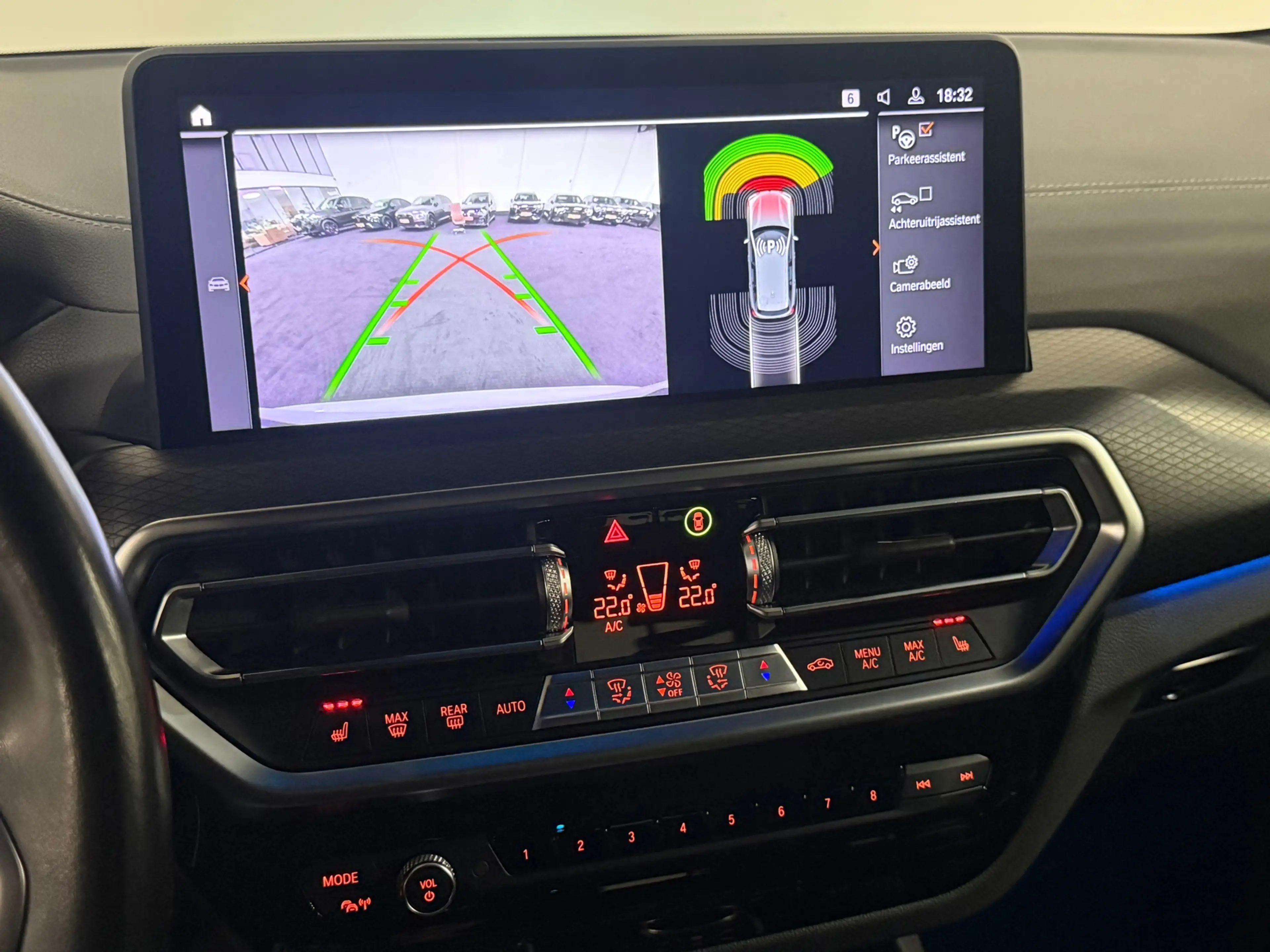 BMW X3 XDrive30e High Executive M Sport Pano Leder Headup — photo 8