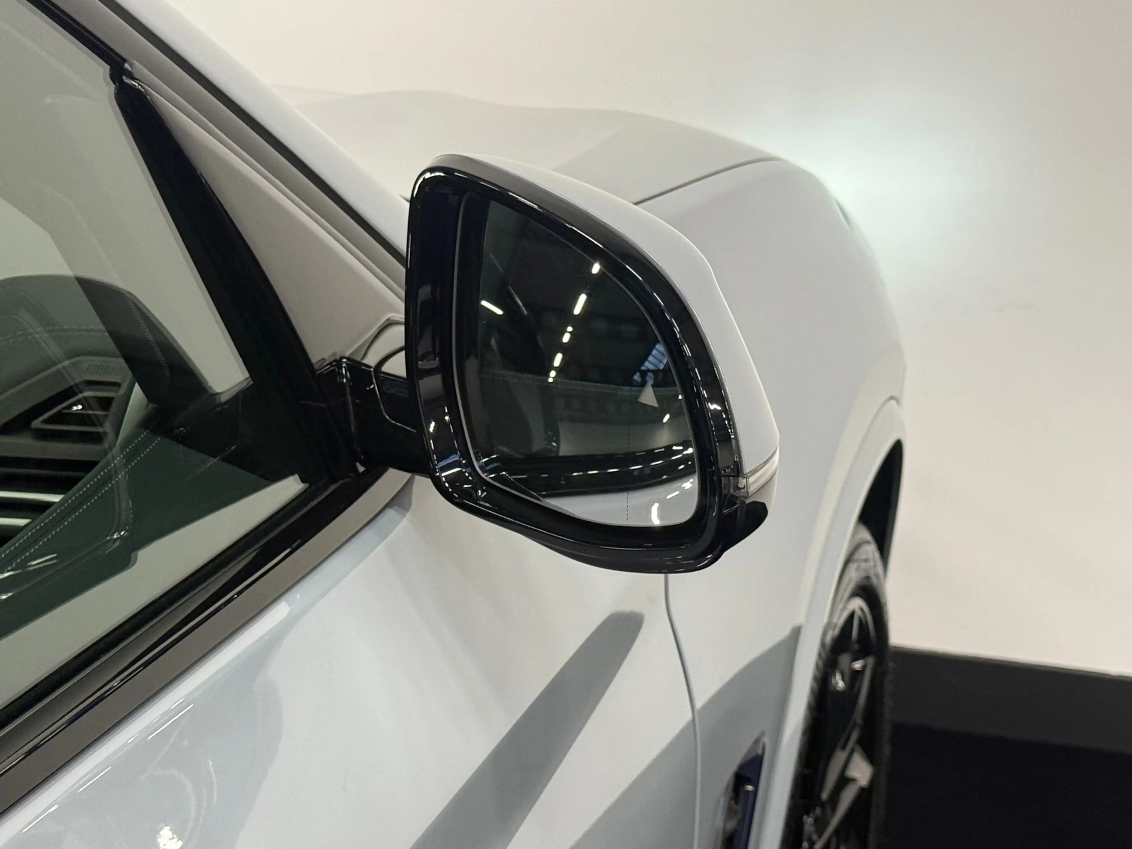 BMW X3 XDrive30e High Executive M Sport Pano Leder Headup — photo 9
