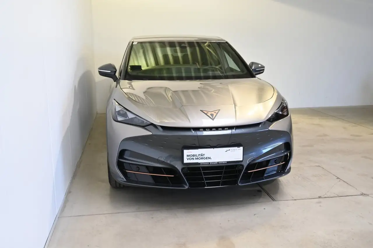 CUPRA Tavascan 2026