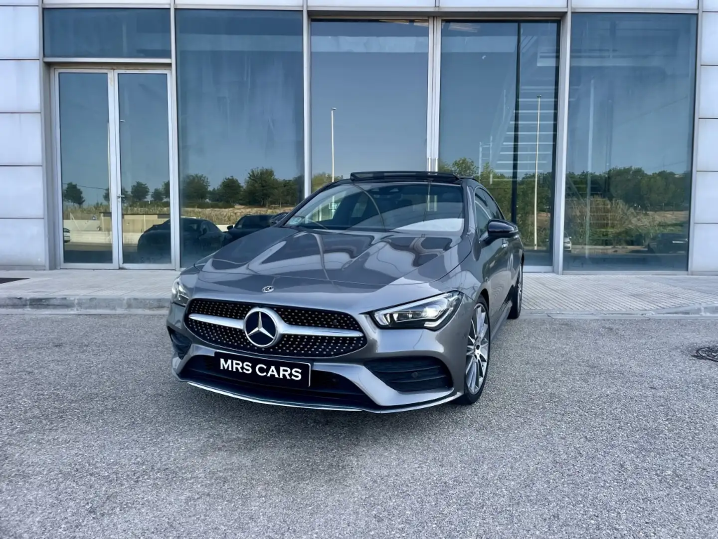 Mercedes-Benz CLA 200 7G-DCT Grijs - 1