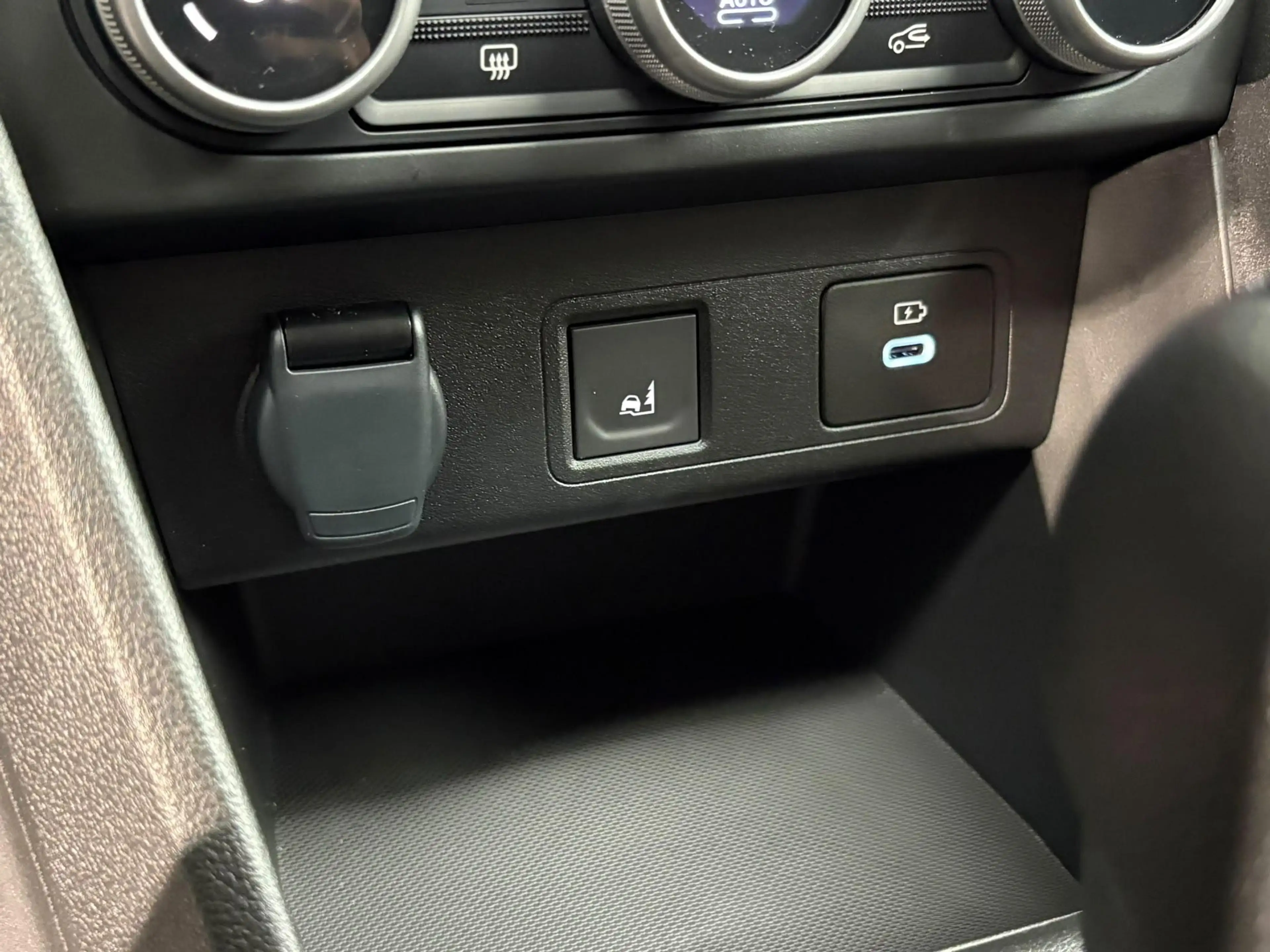 Dacia Jogger 1.6 Hybrid 140 Extreme 7p. | Demo | 7 Persoons | N — photo 26