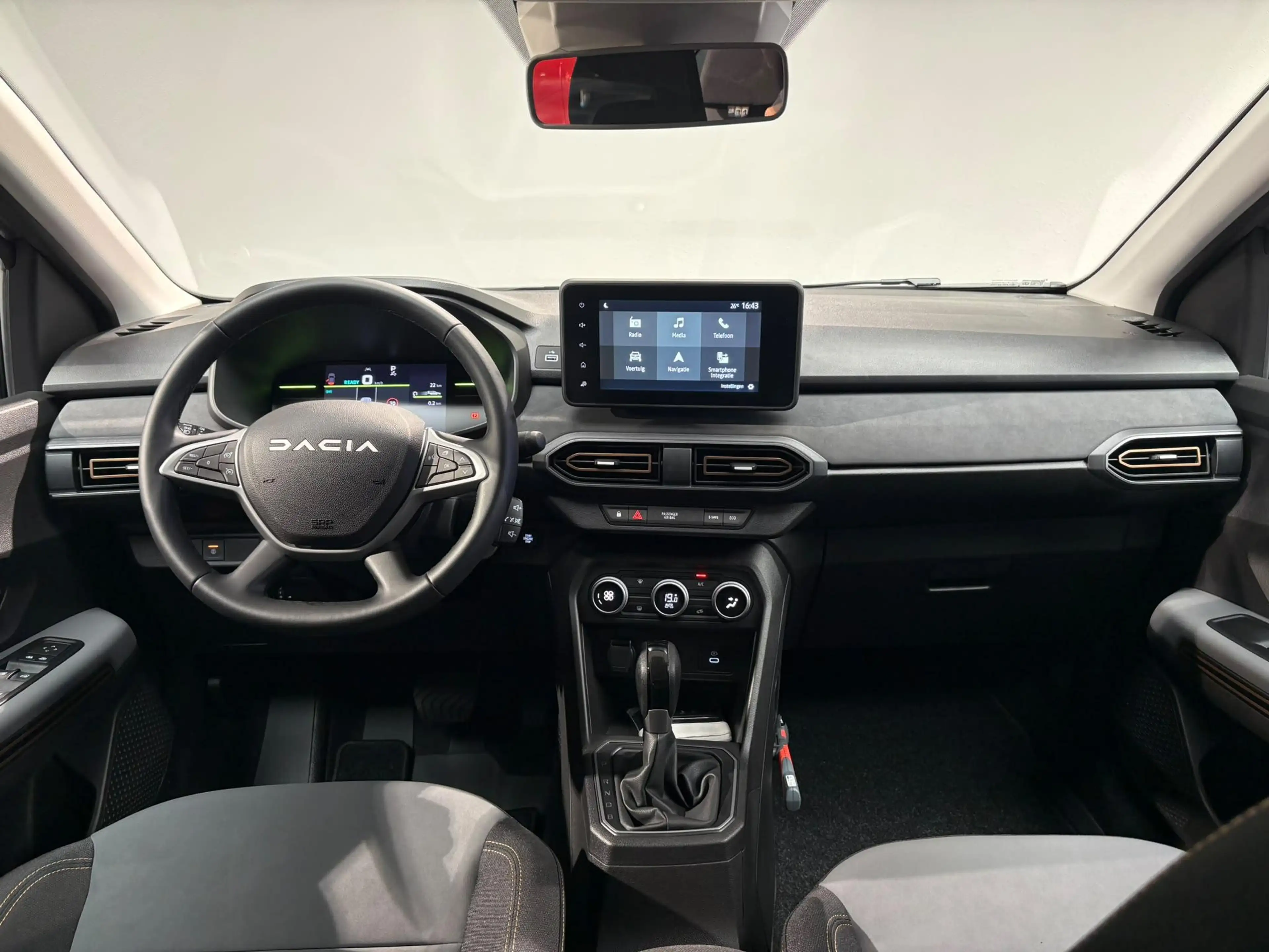 Dacia Jogger 1.6 Hybrid 140 Extreme 7p. | Demo | 7 Persoons | N — photo 3