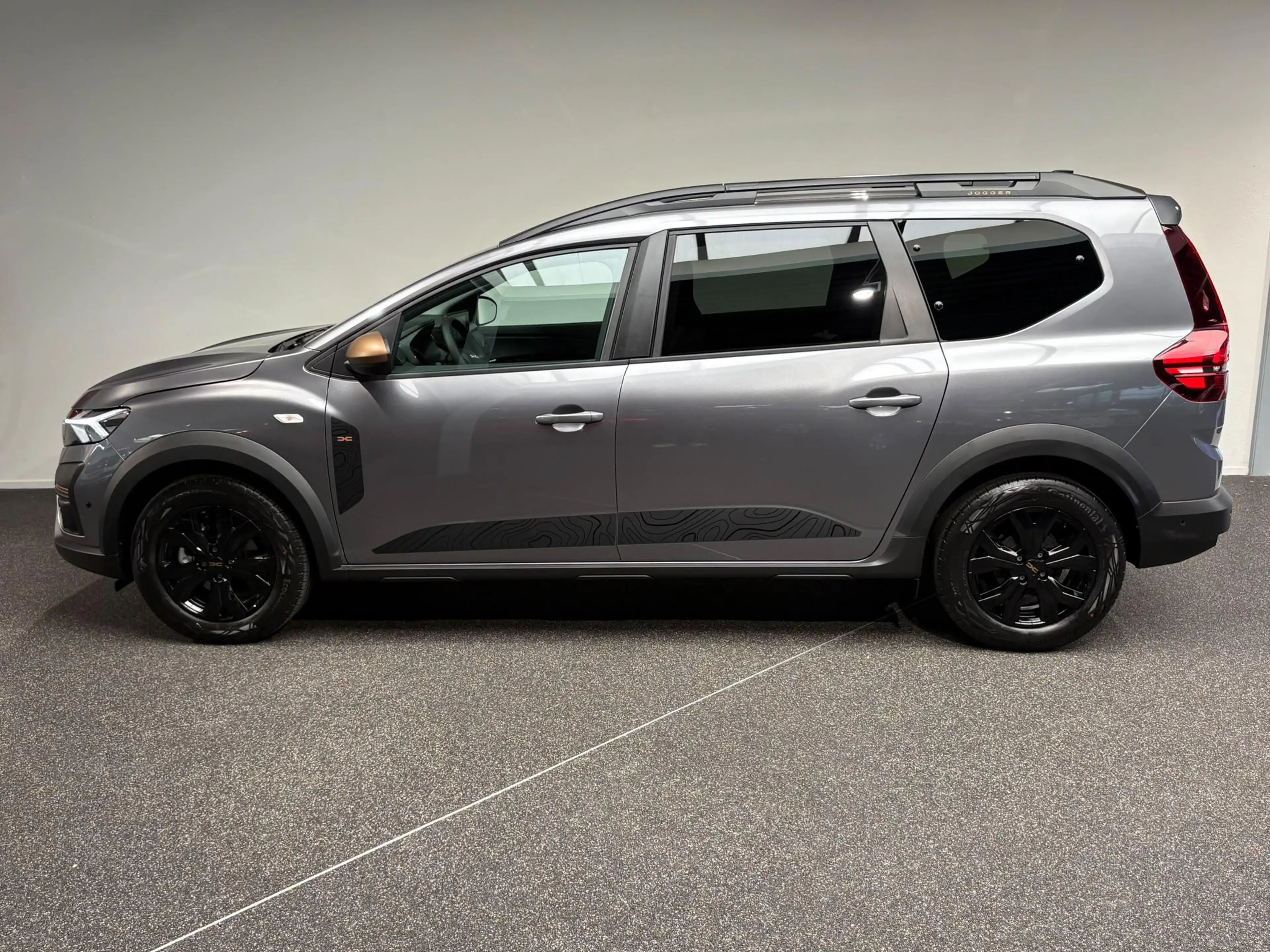 Dacia Jogger 1.6 Hybrid 140 Extreme 7p. | Demo | 7 Persoons | N — photo 13