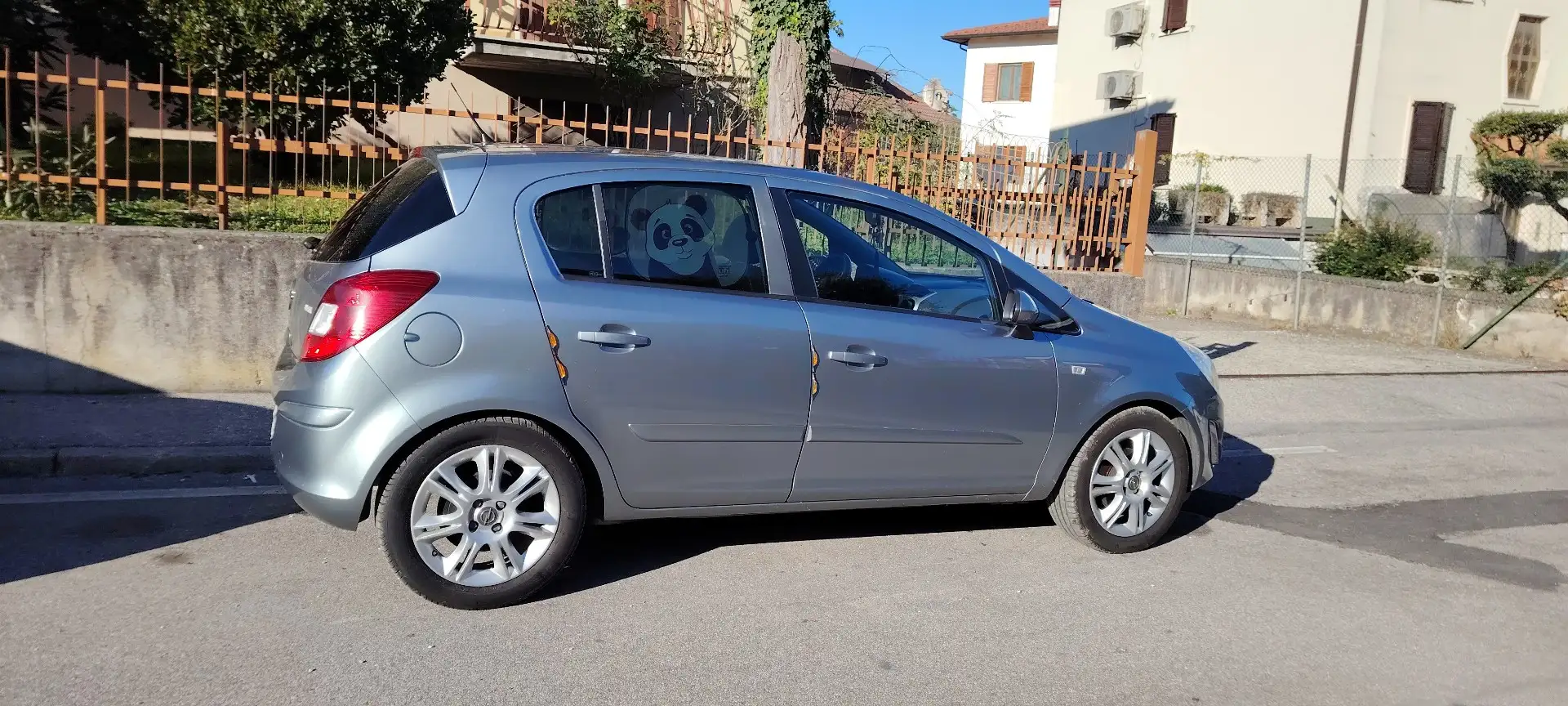 Opel Adam 1.2 - 2