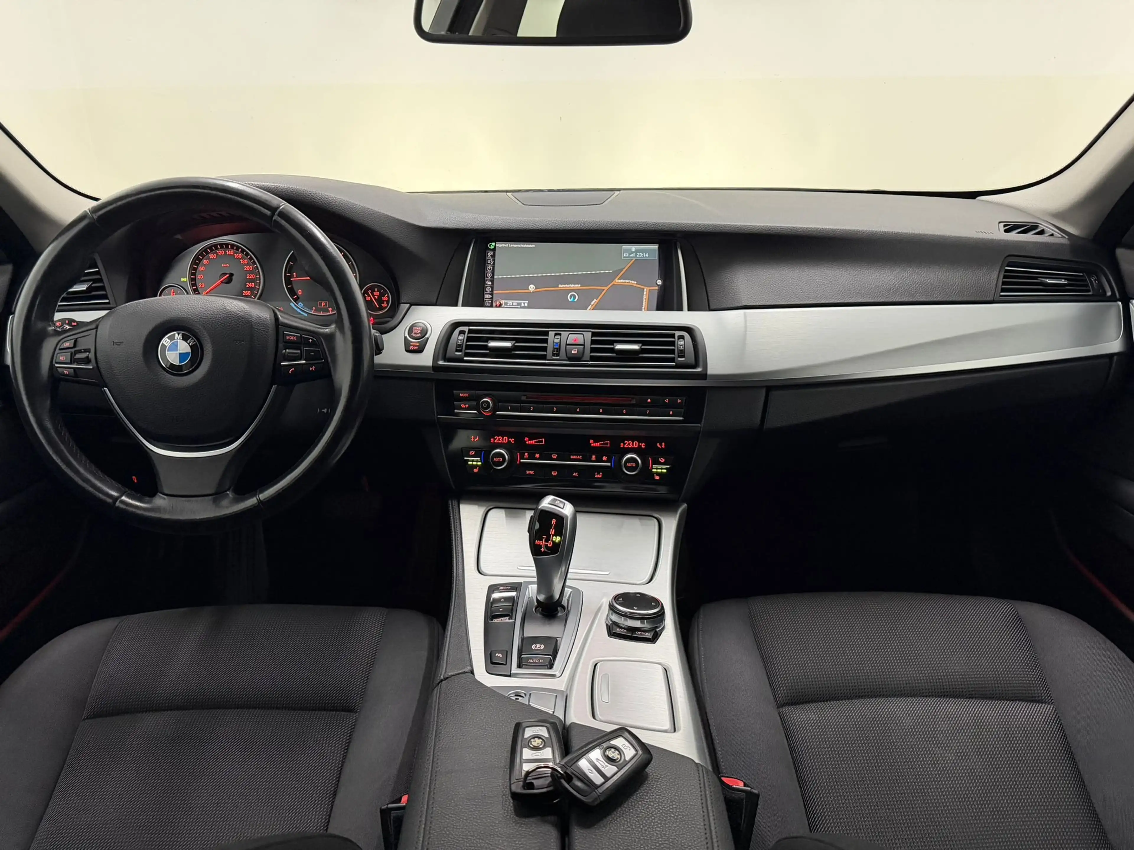 BMW 525 d Aut. (F10) NAVI - XENON - SHZ — photo 14