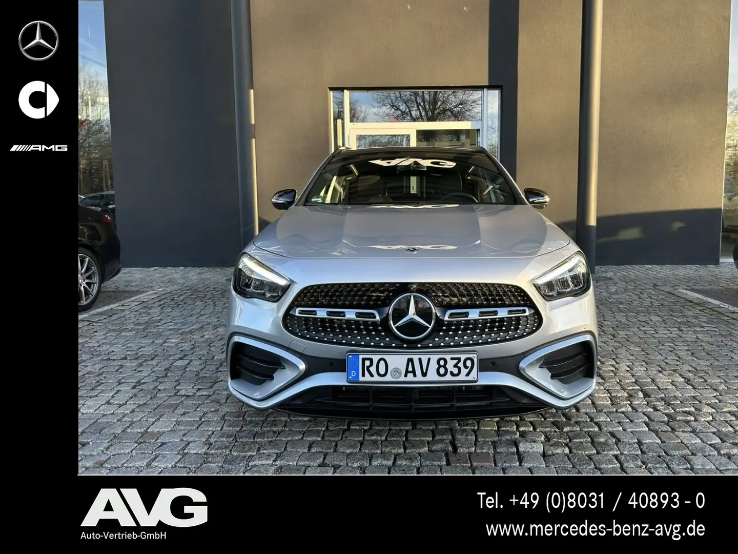 Mercedes-Benz GLA 200 GLA 200 AMG Special Edition Pano AHK LED 360° Silber - 2
