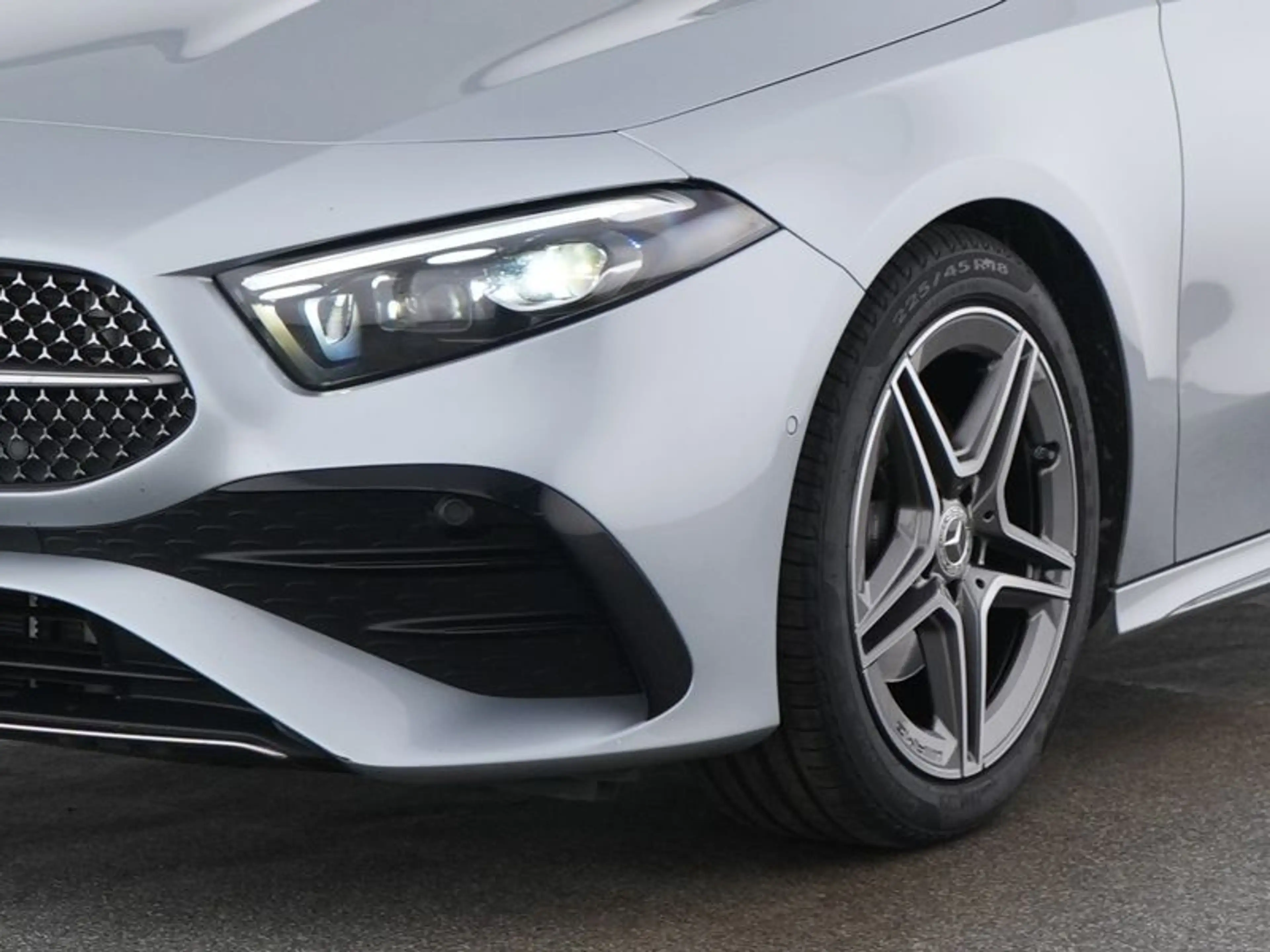 Mercedes-Benz A 200 , AMG MULTI 360 DISTR KAMERA SPUR PDC SHZ — photo 6