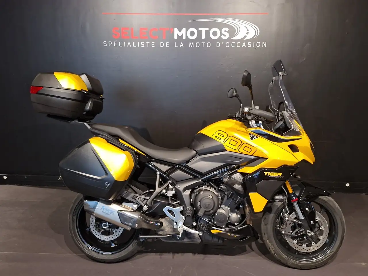Triumph Tiger 800